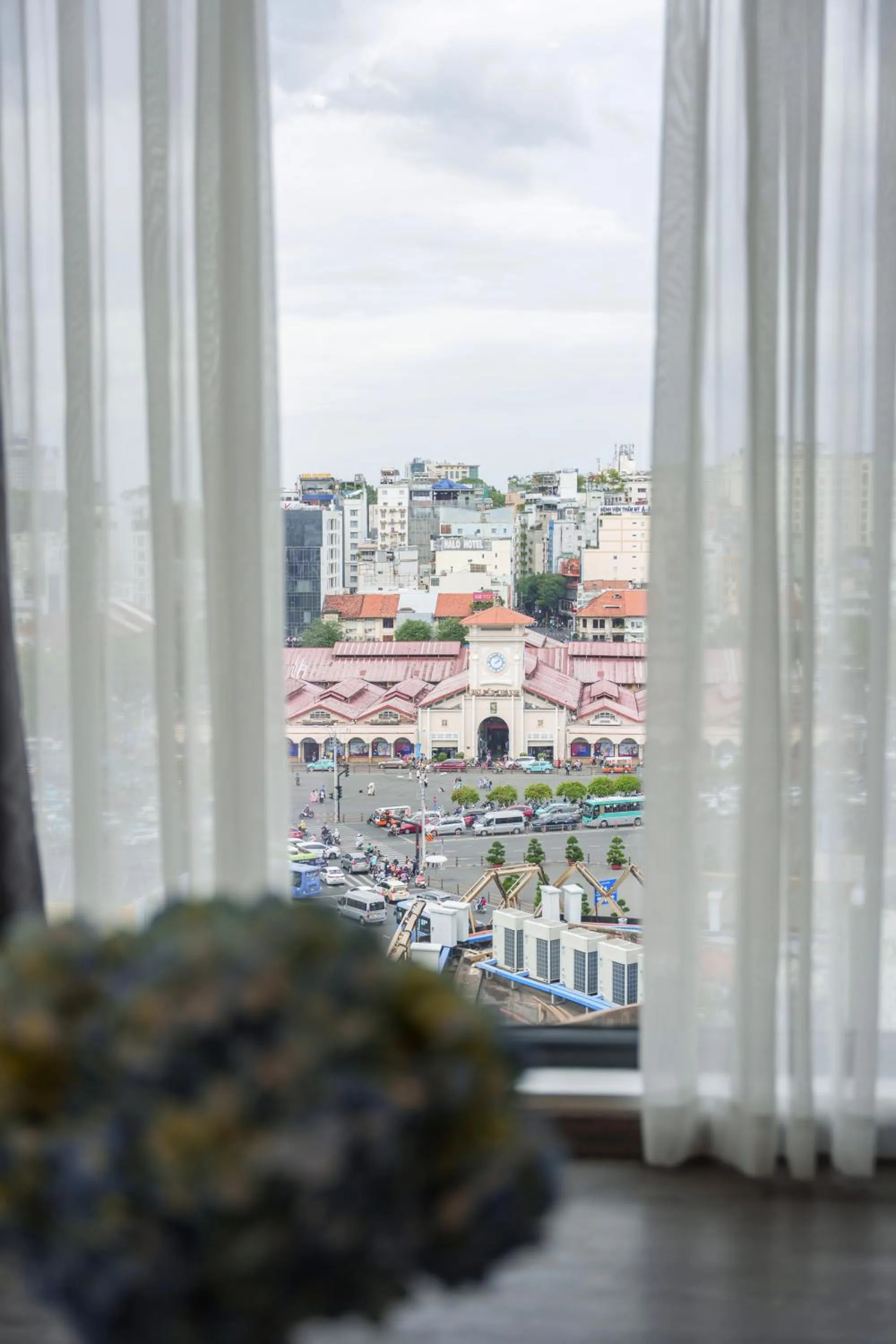 City view in CityHouse- El Pino Realm at Metro Ben Thanh Market