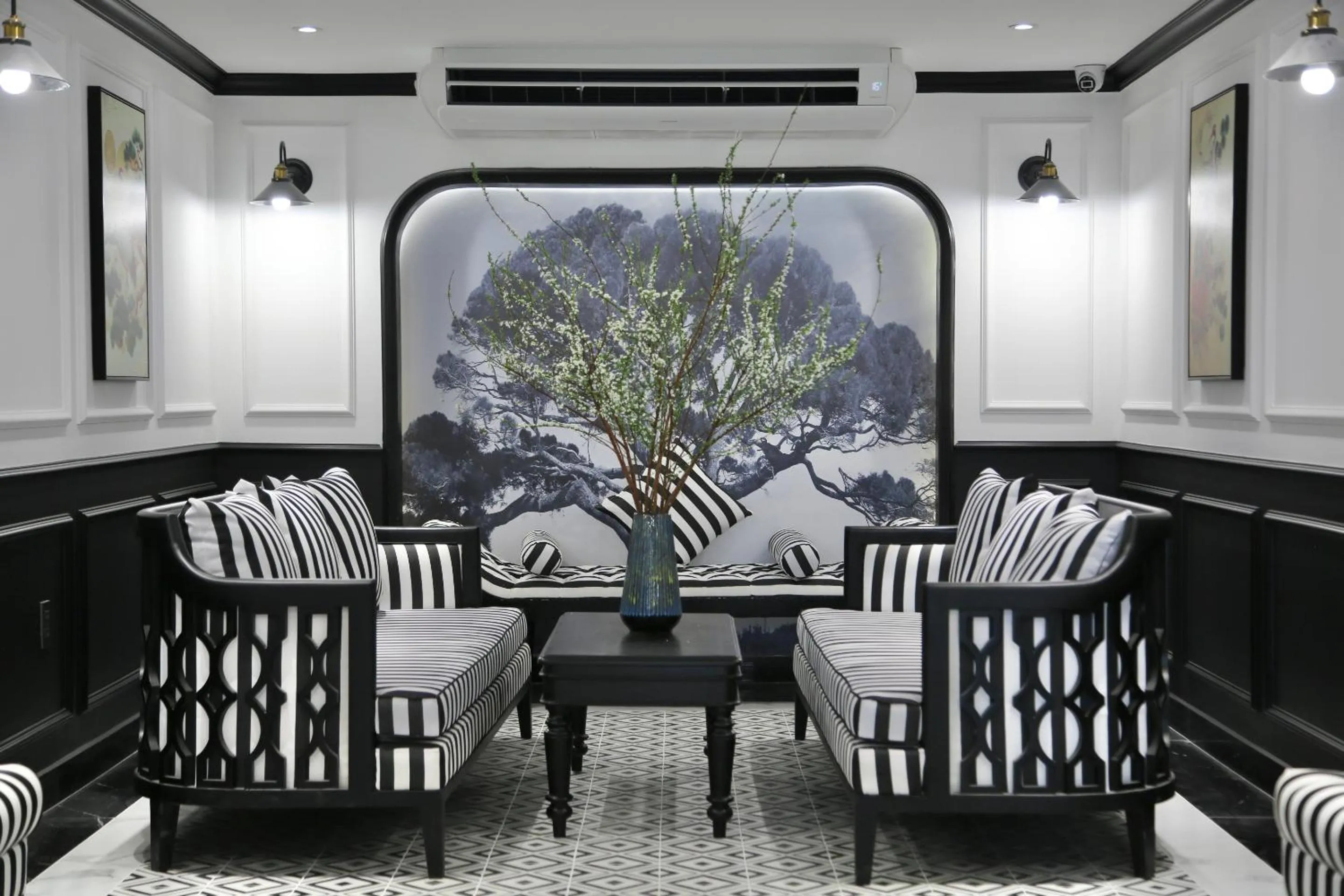 Communal lounge/ TV room in CityHouse- El Pino Realm at Metro Ben Thanh Market