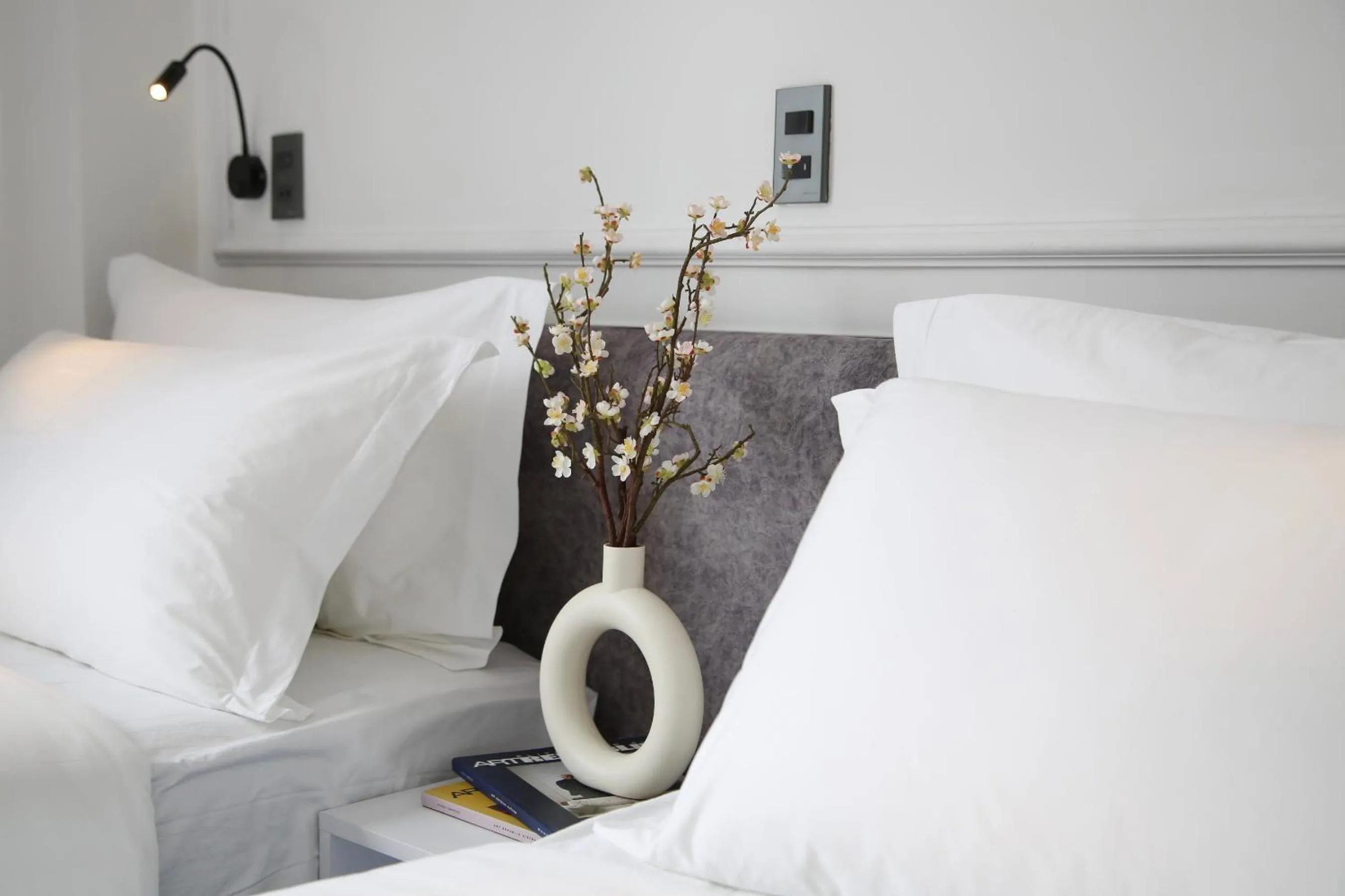 Bed in CityHouse- El Pino Realm at Metro Ben Thanh Market