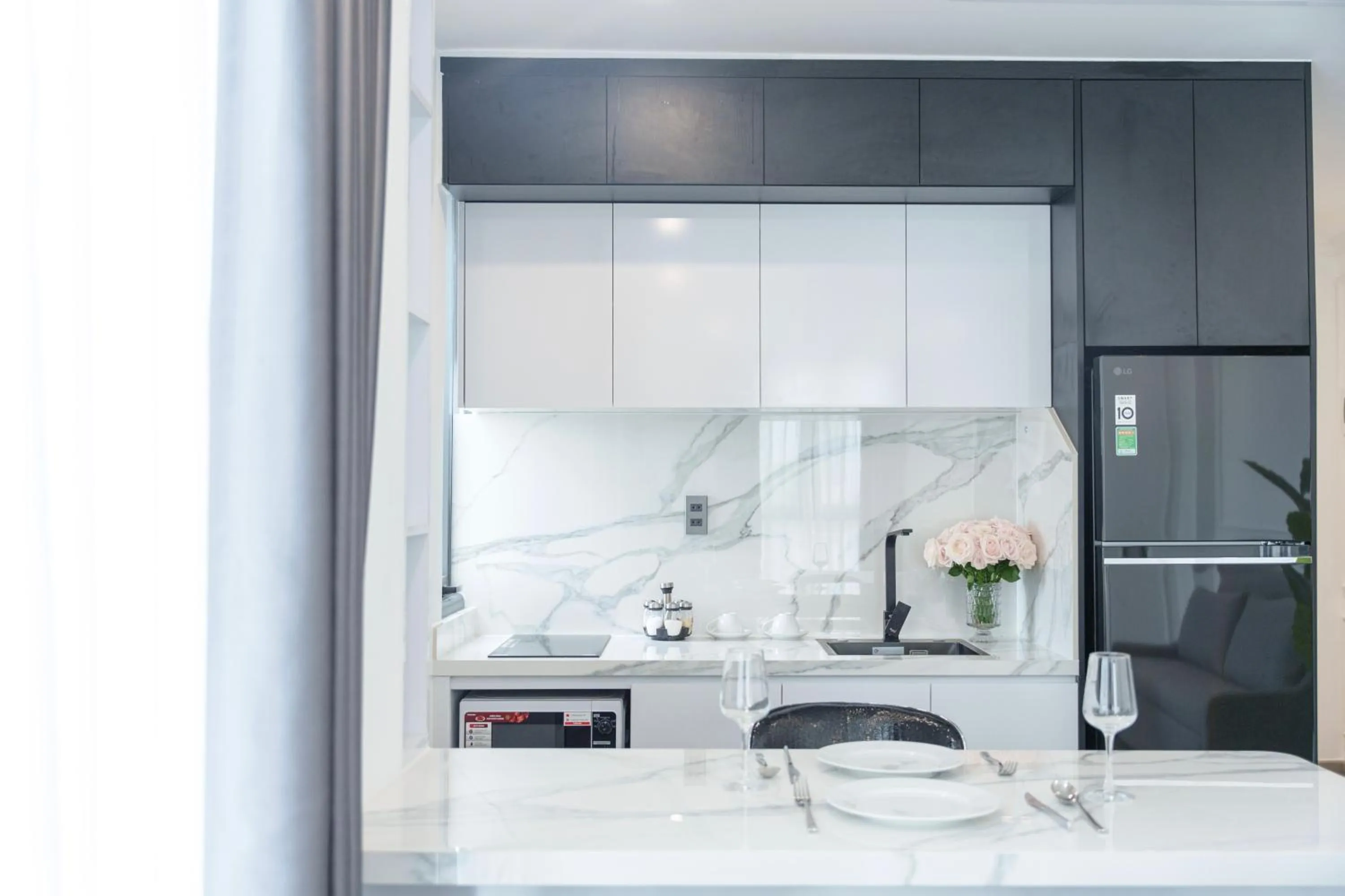 Kitchen or kitchenette in CityHouse- El Pino Realm at Metro Ben Thanh Market