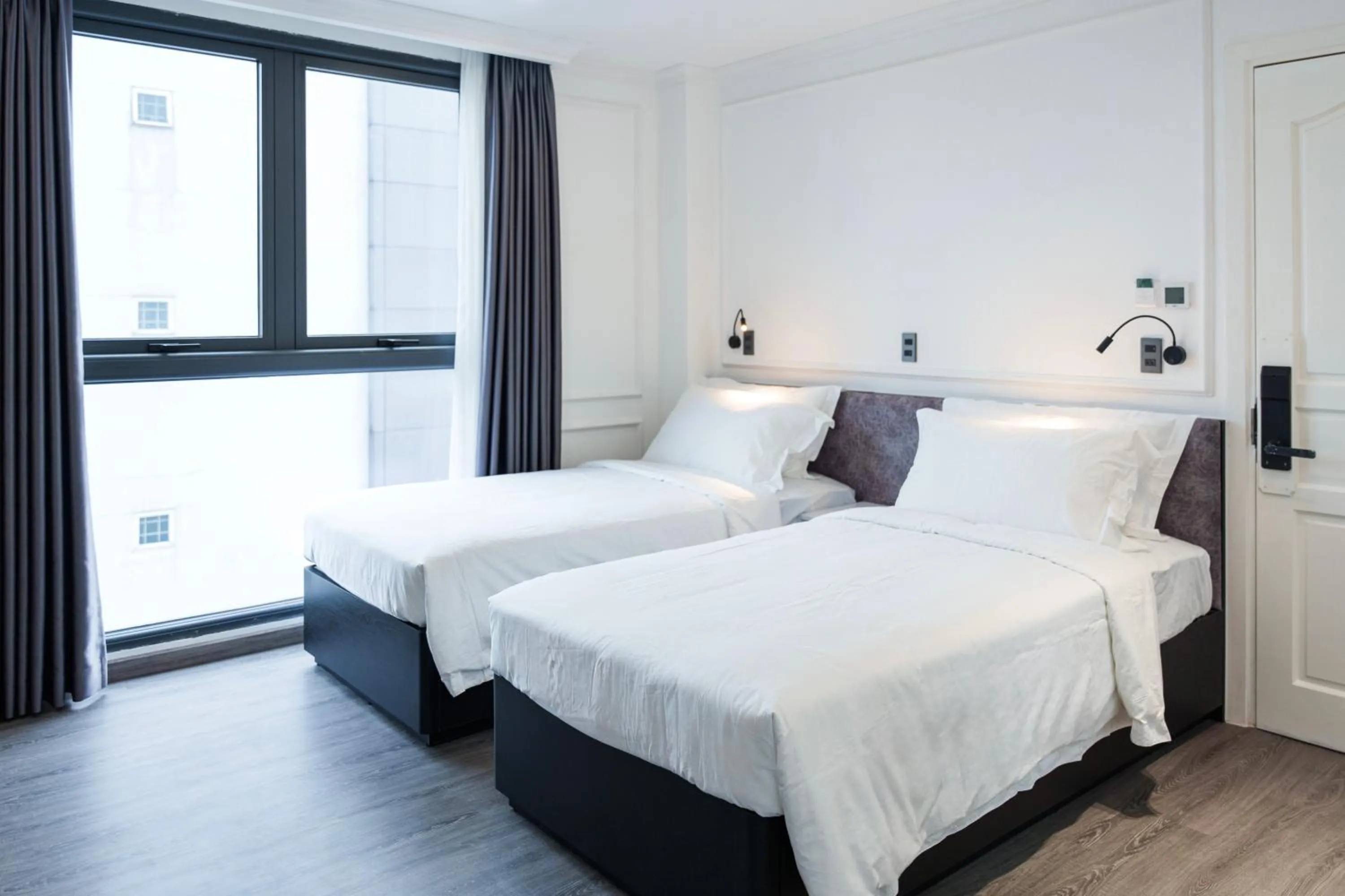 Bed in CityHouse- El Pino Realm at Metro Ben Thanh Market