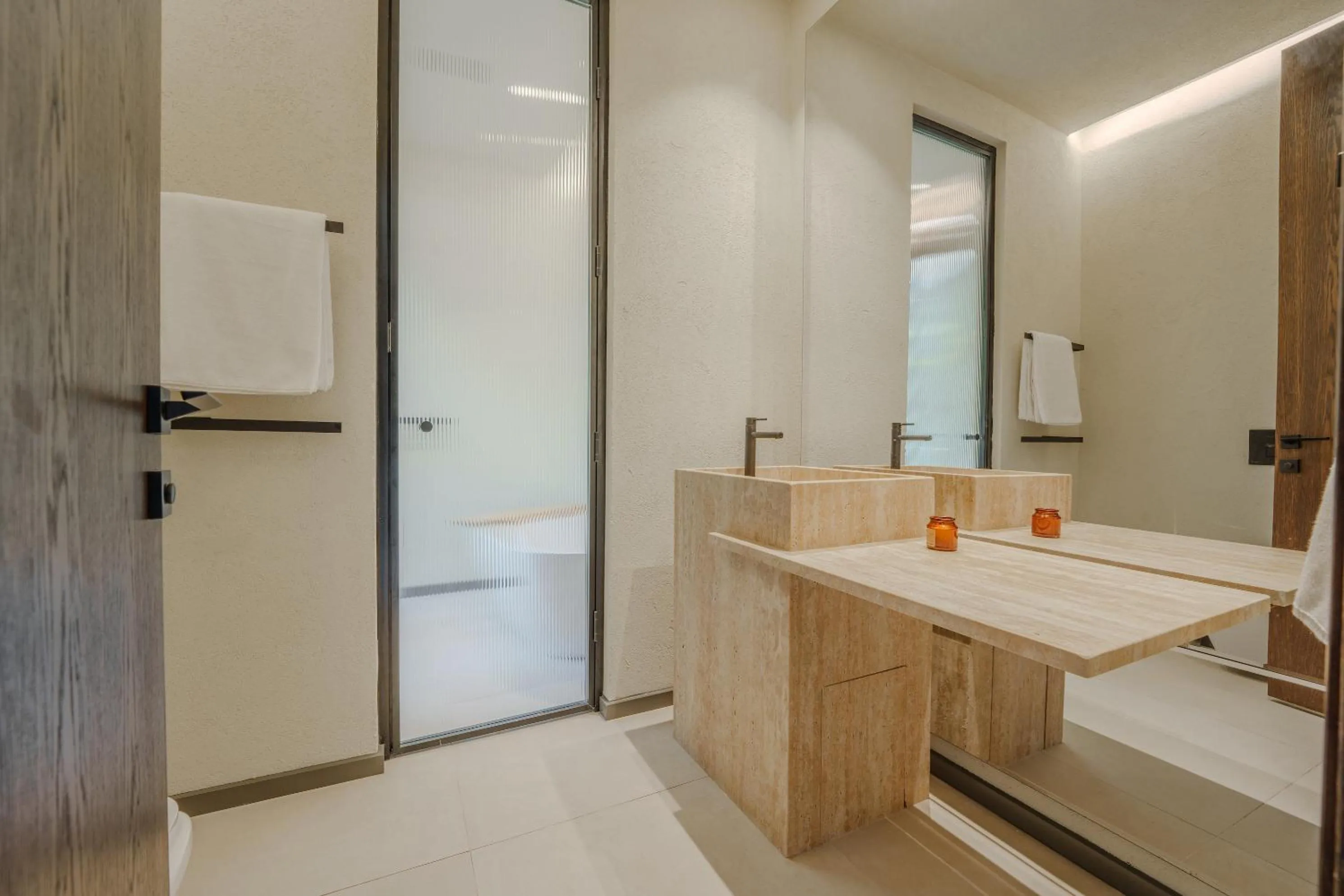 Shower in Silence Villas