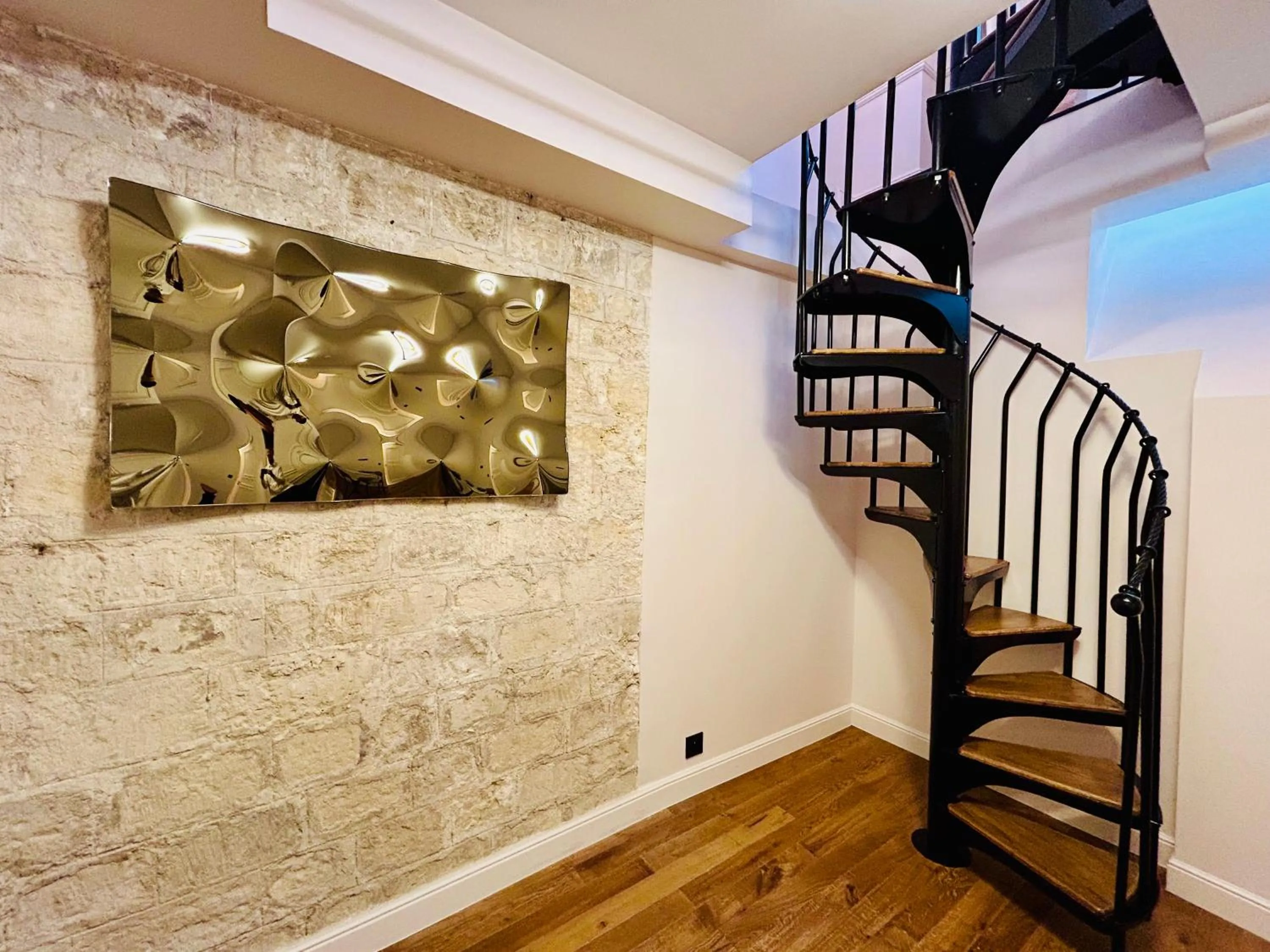 Dining area in Villa SoPi Appart'Hotel by Patrick Hayat