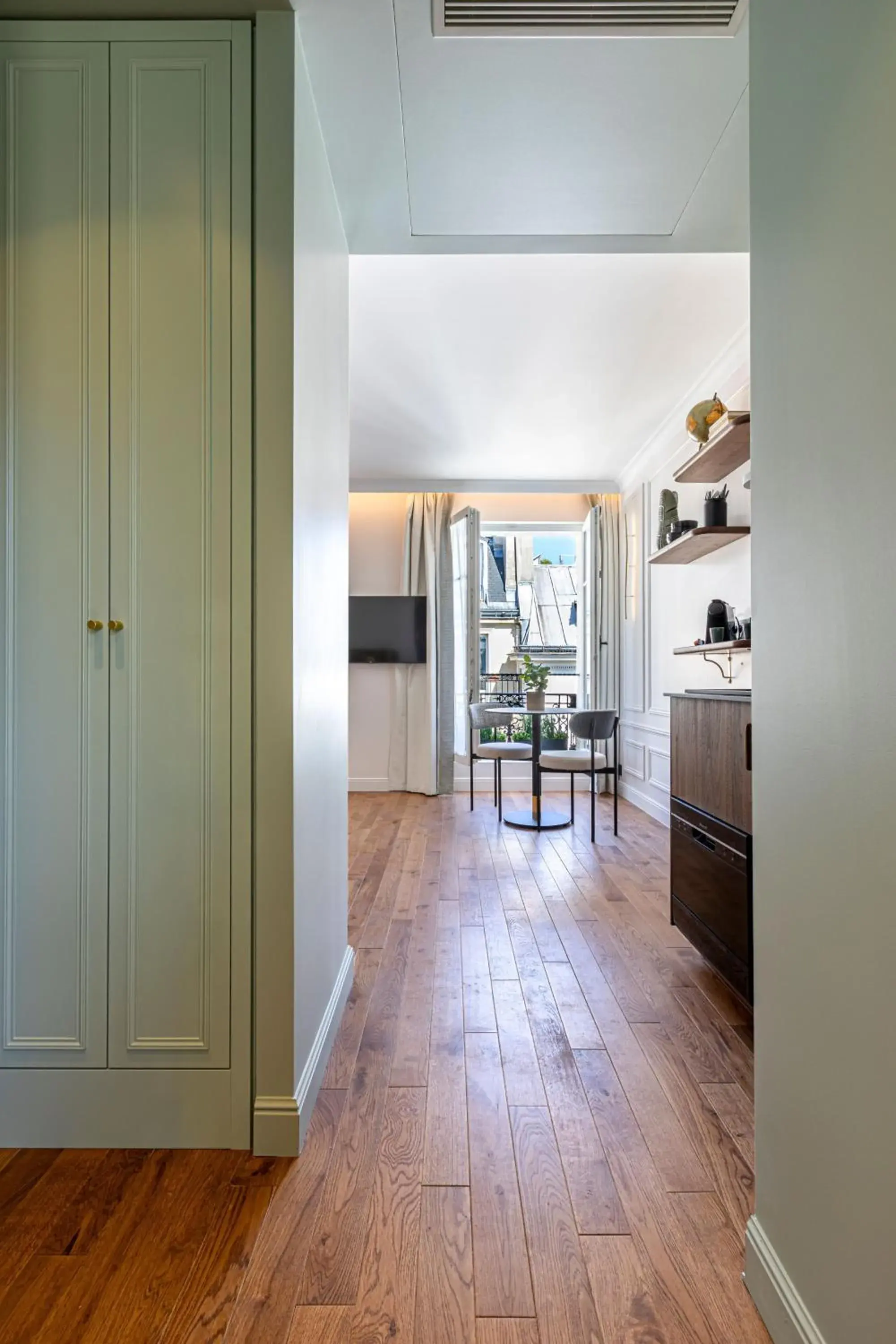 Studio in Villa SoPi Appart'Hotel by Patrick Hayat Studio in Villa SoPi Appart'Hotel by Patrick Hayat