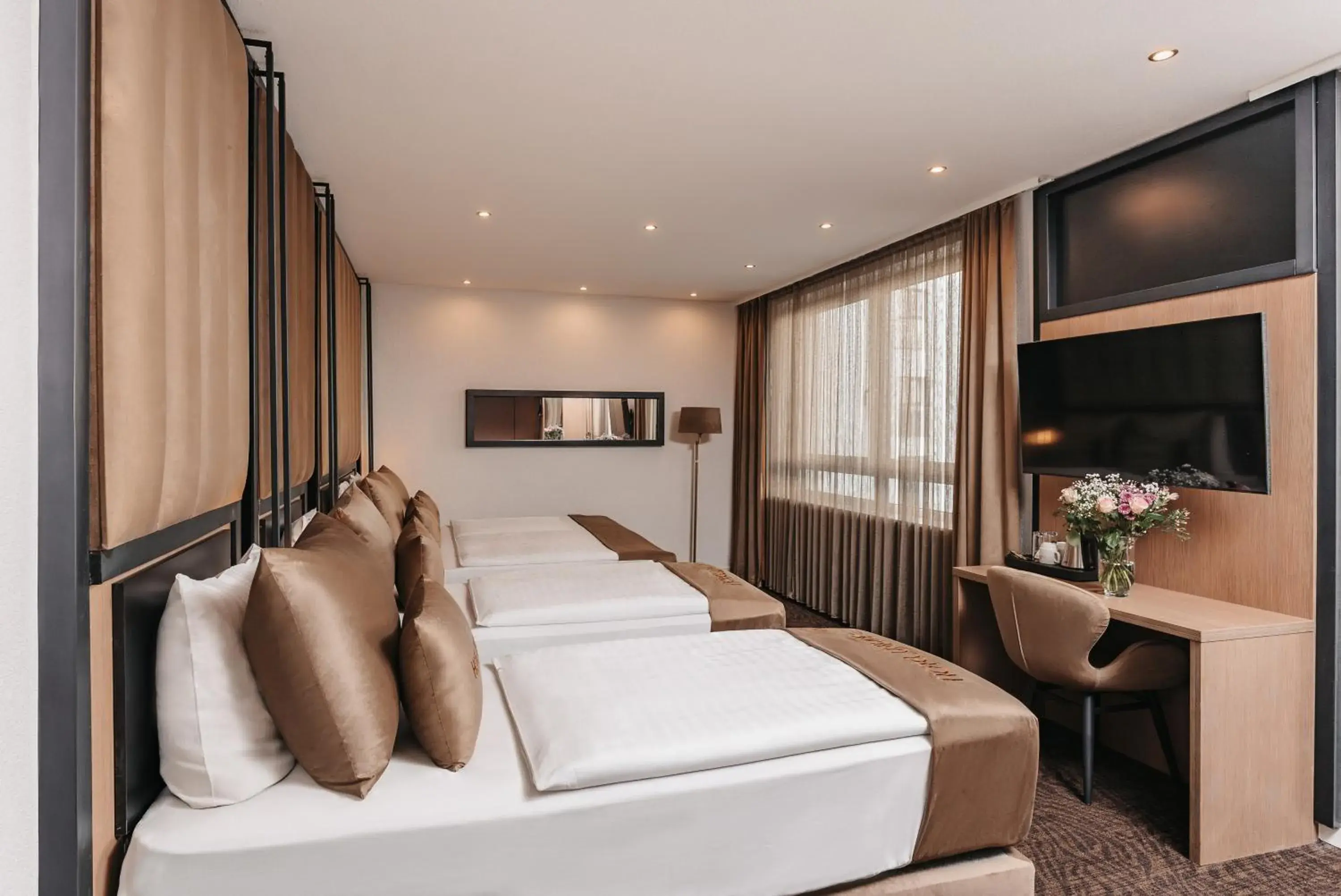 Deluxe Family Suite in Hotel Unique Majestic Deluxe Family Suite in Hotel Unique Majestic