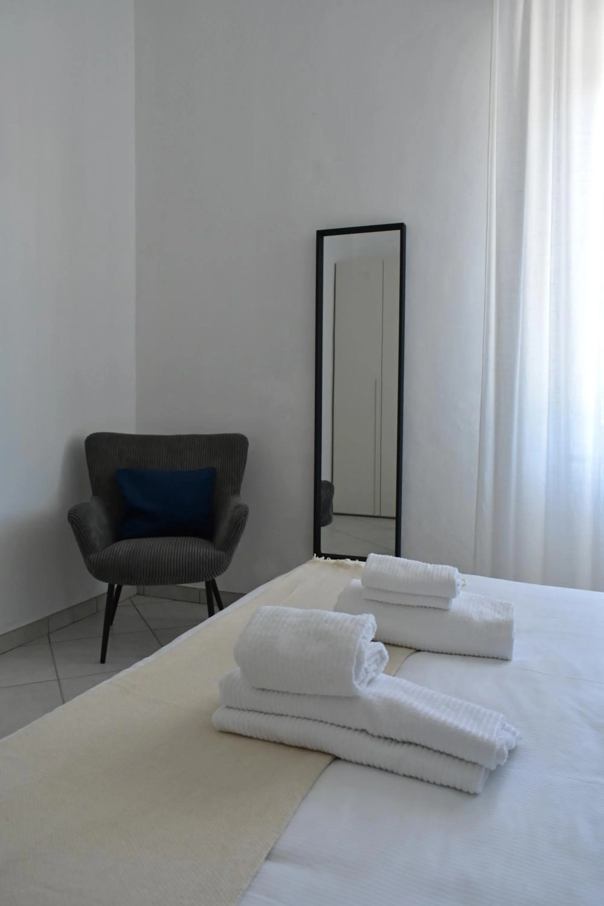 Photo of the whole room, Bed in Poggio Al Lago Apartments & Rooms