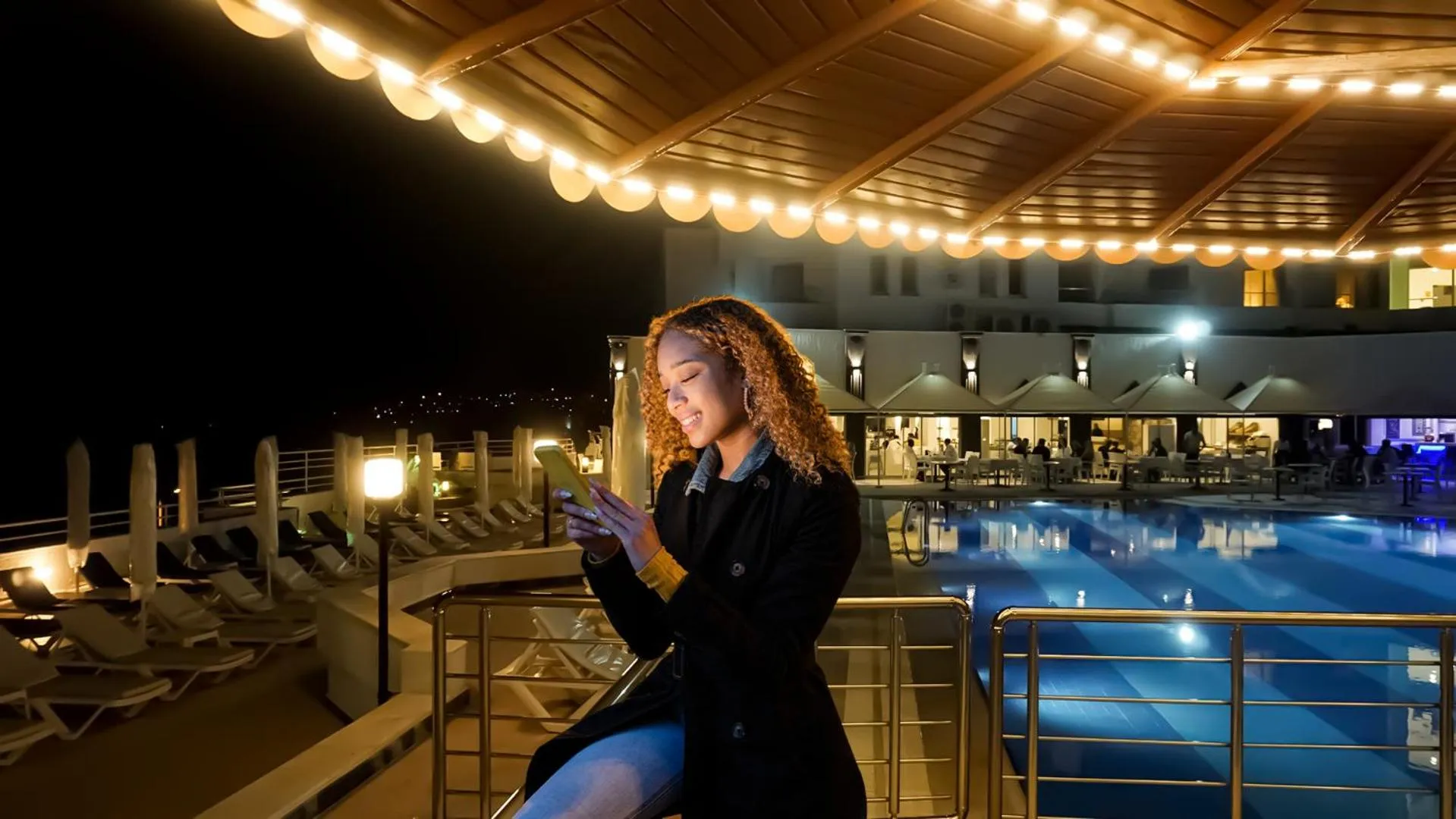 People in Roseira Beach Resort