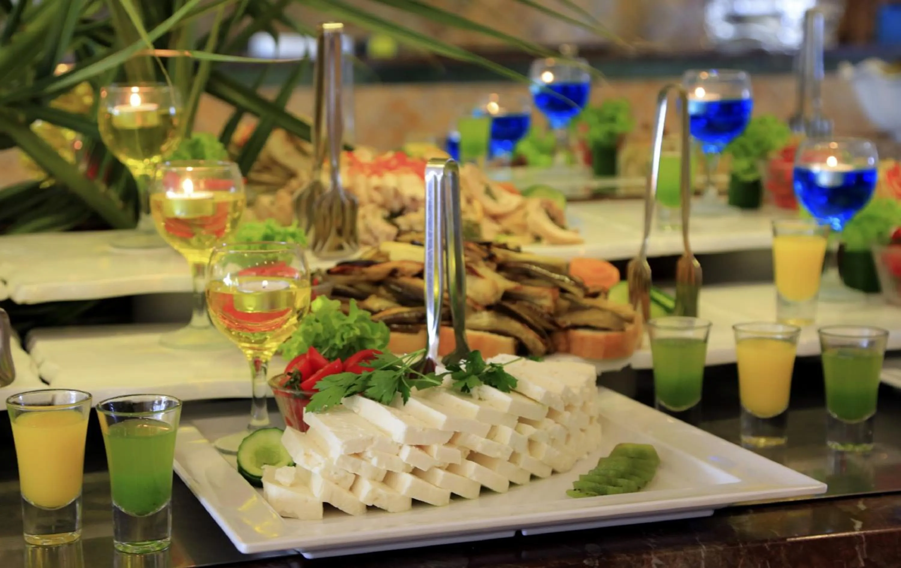 Buffet breakfast in Roseira Beach Resort