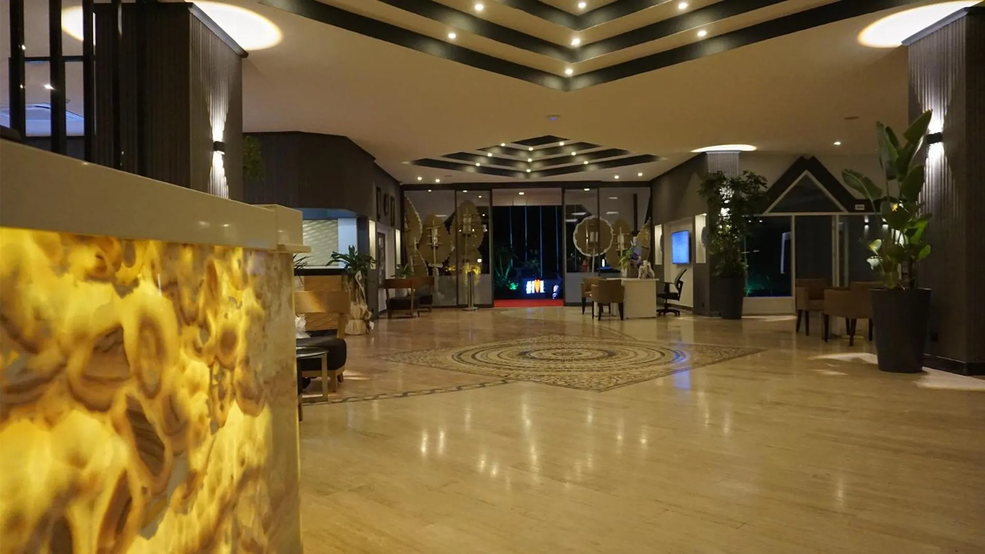 Lobby or reception in Roseira Beach Resort