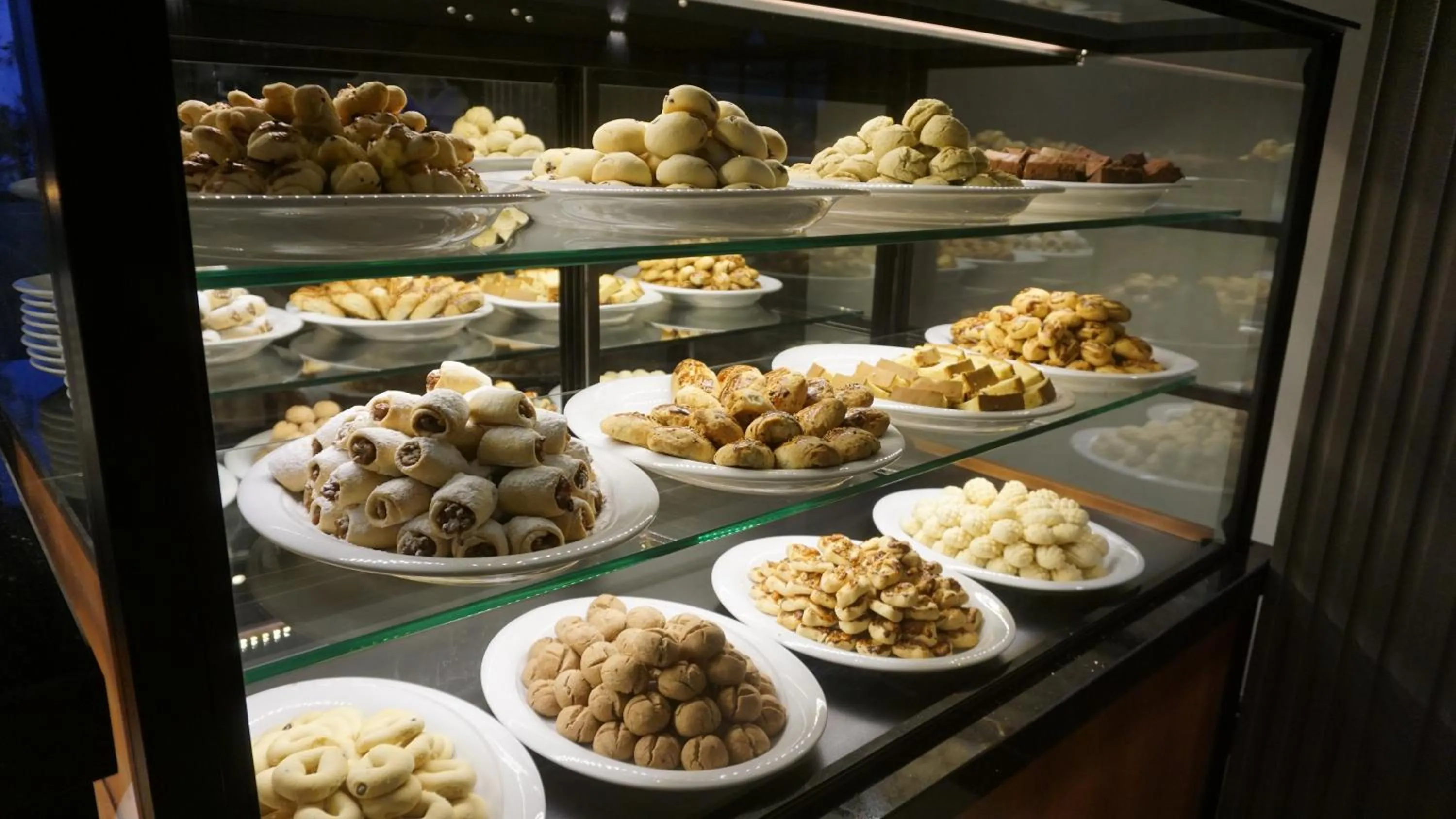 Food and drinks in Roseira Beach Resort