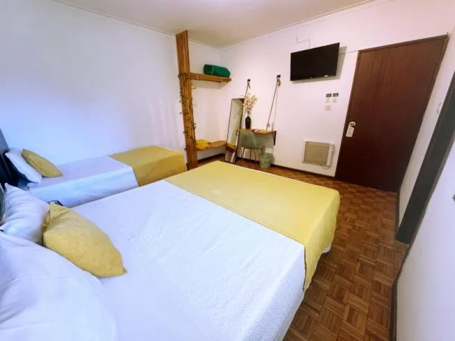 Basic Triple Room in Gerês Guest House