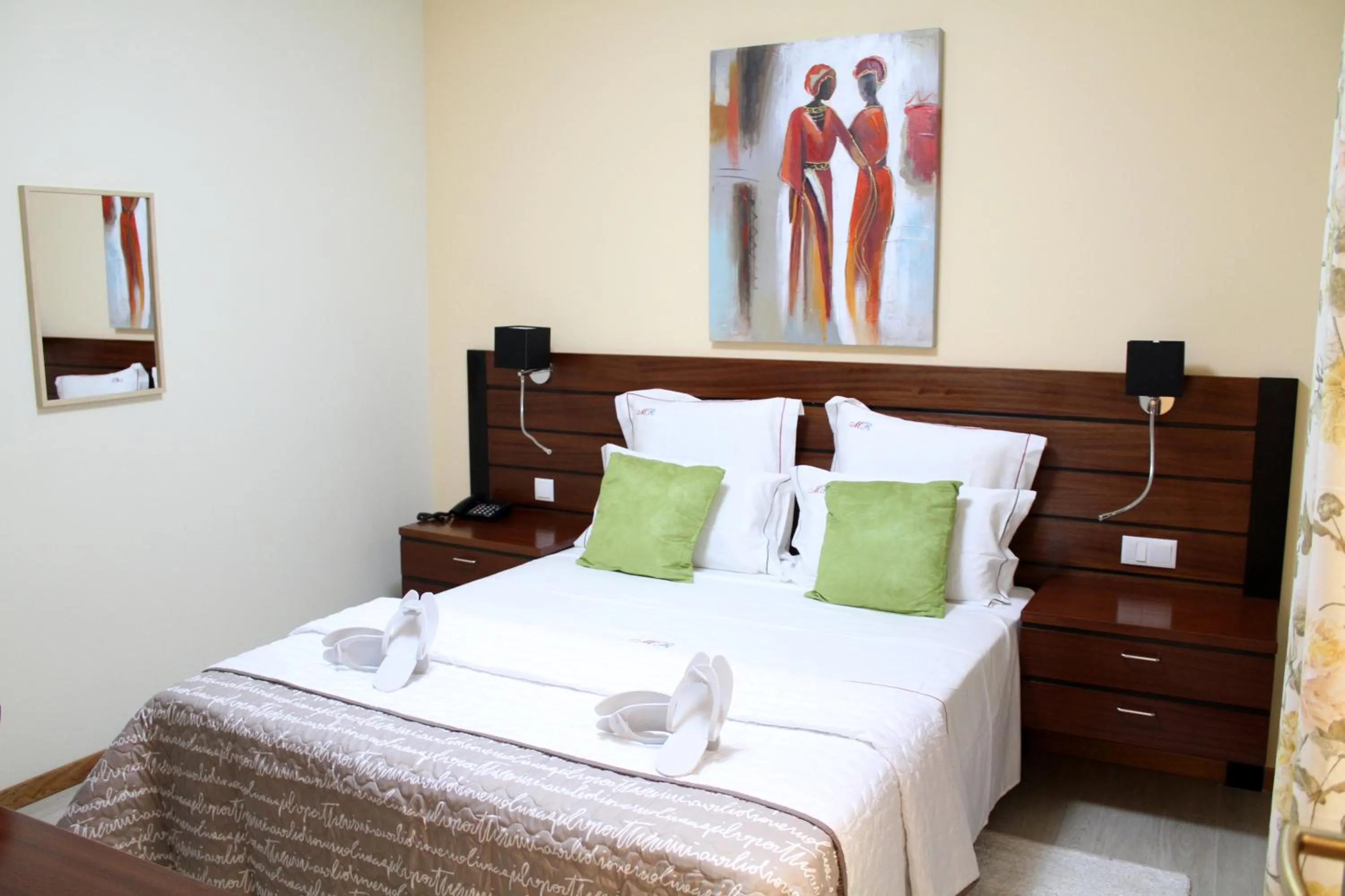 Photo of the whole room in Mindelo Residencial