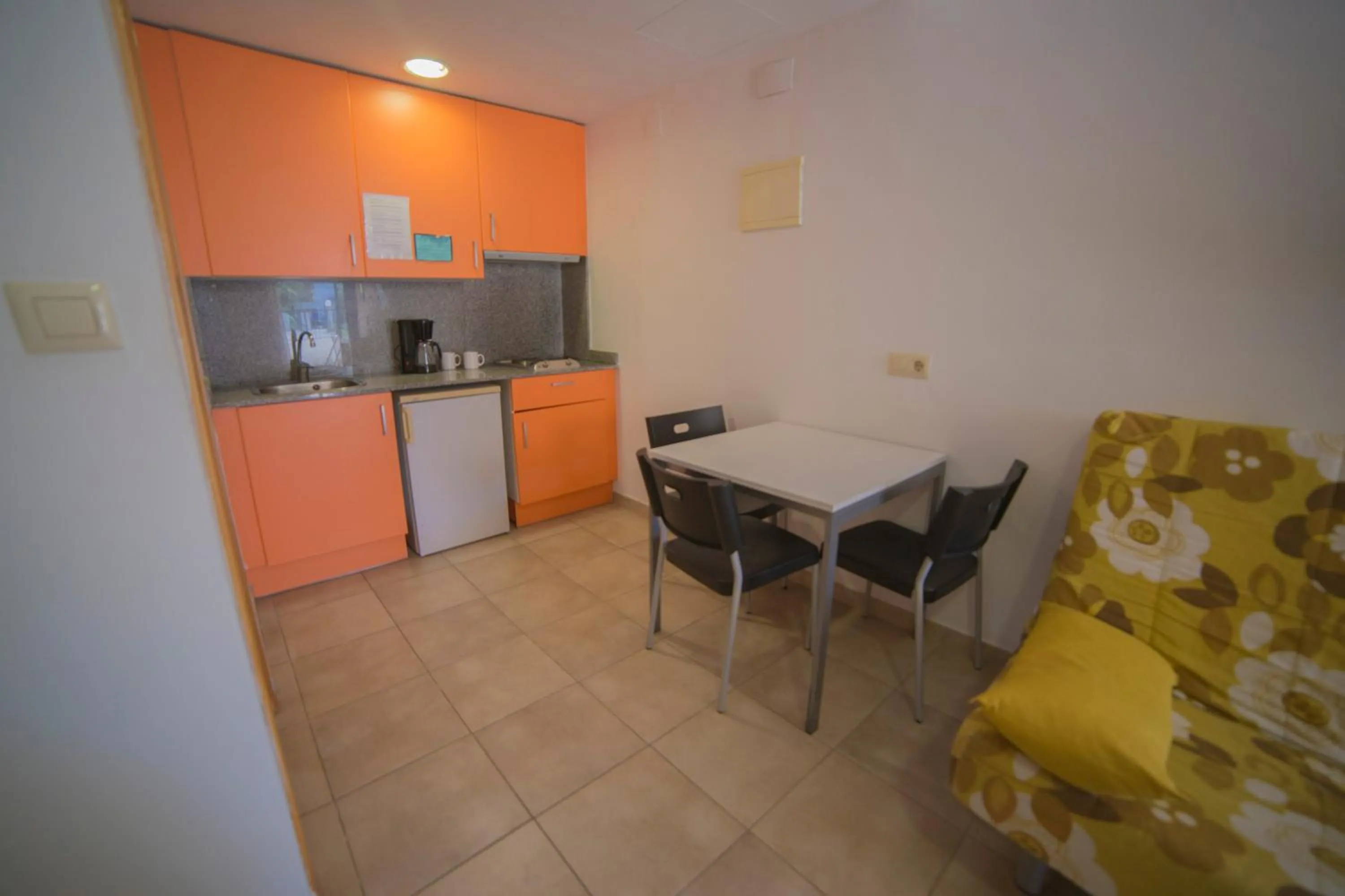 Casa Del Mar Hotel & Apartaments