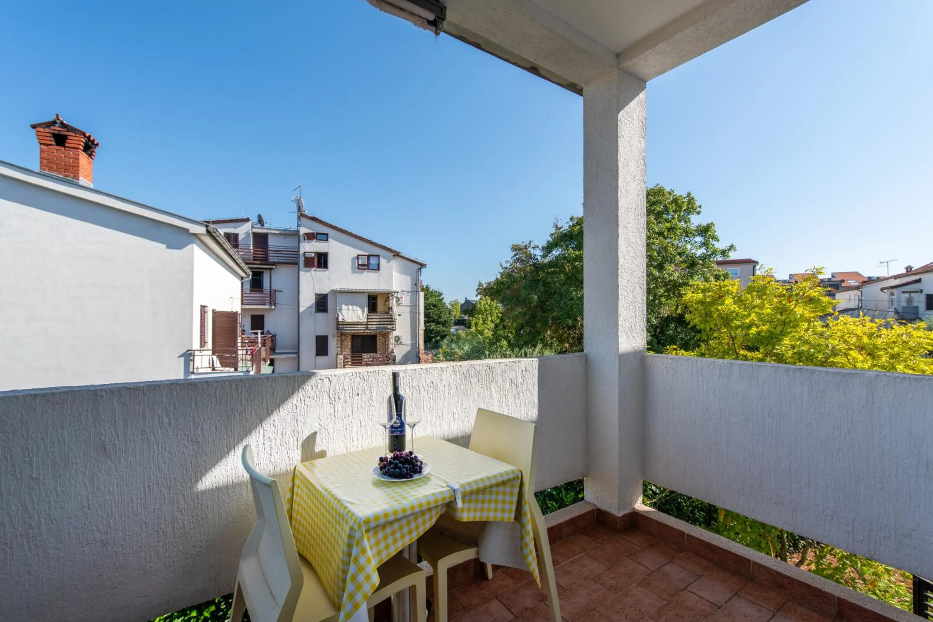 Apartments Villa Falcon