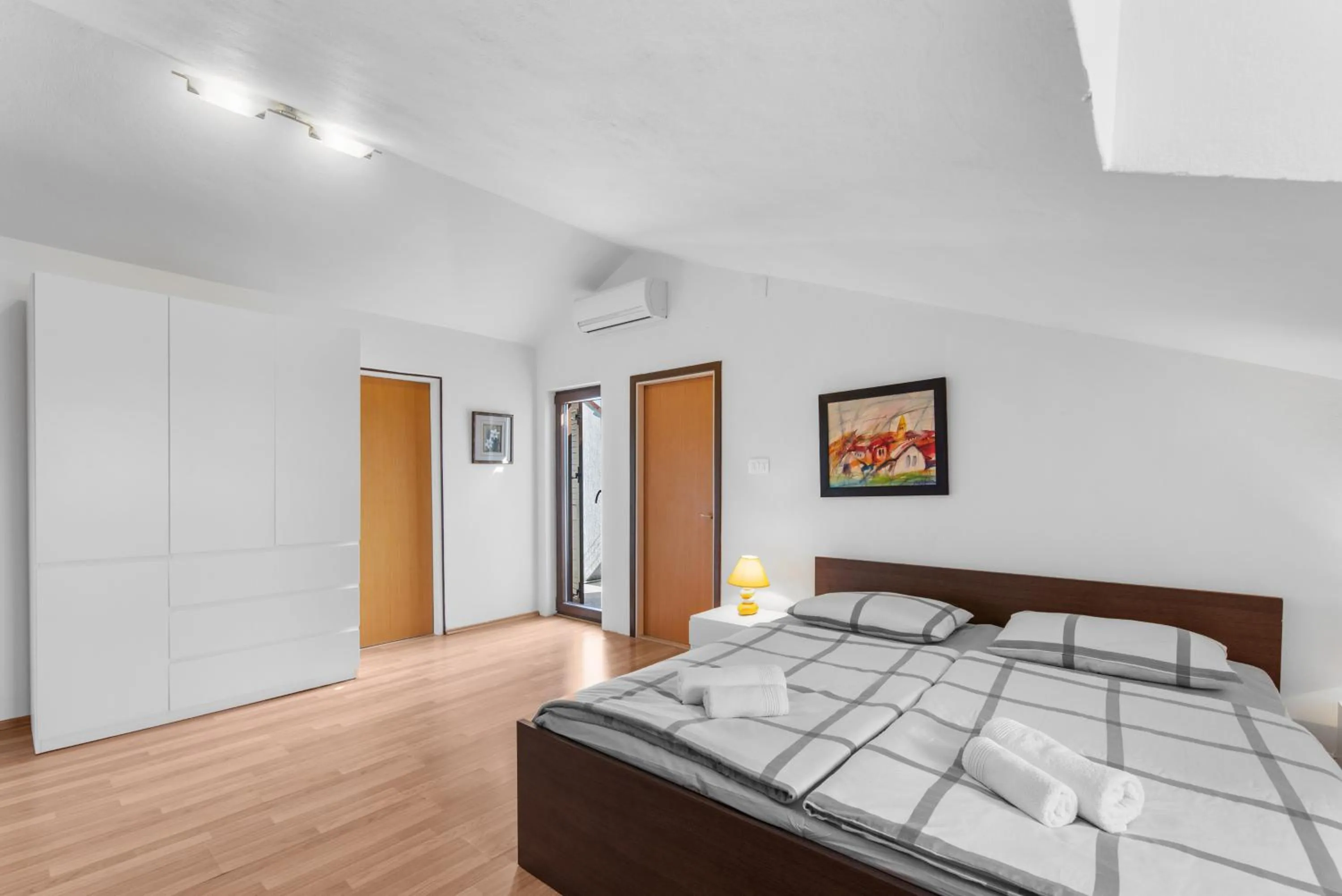 Bed in Apartments Villa Falcon