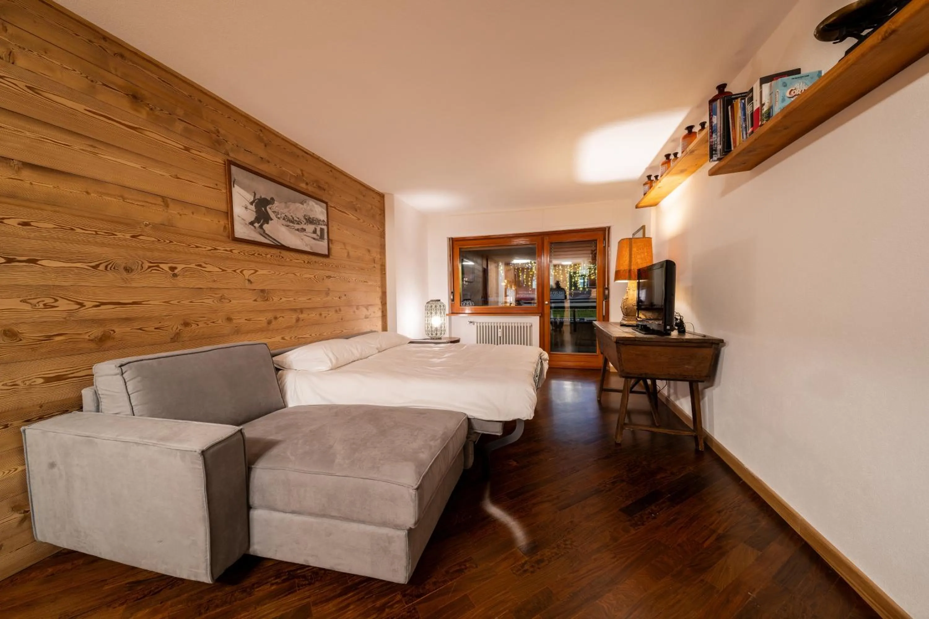 Living room, Bed in Appartamento Prestige