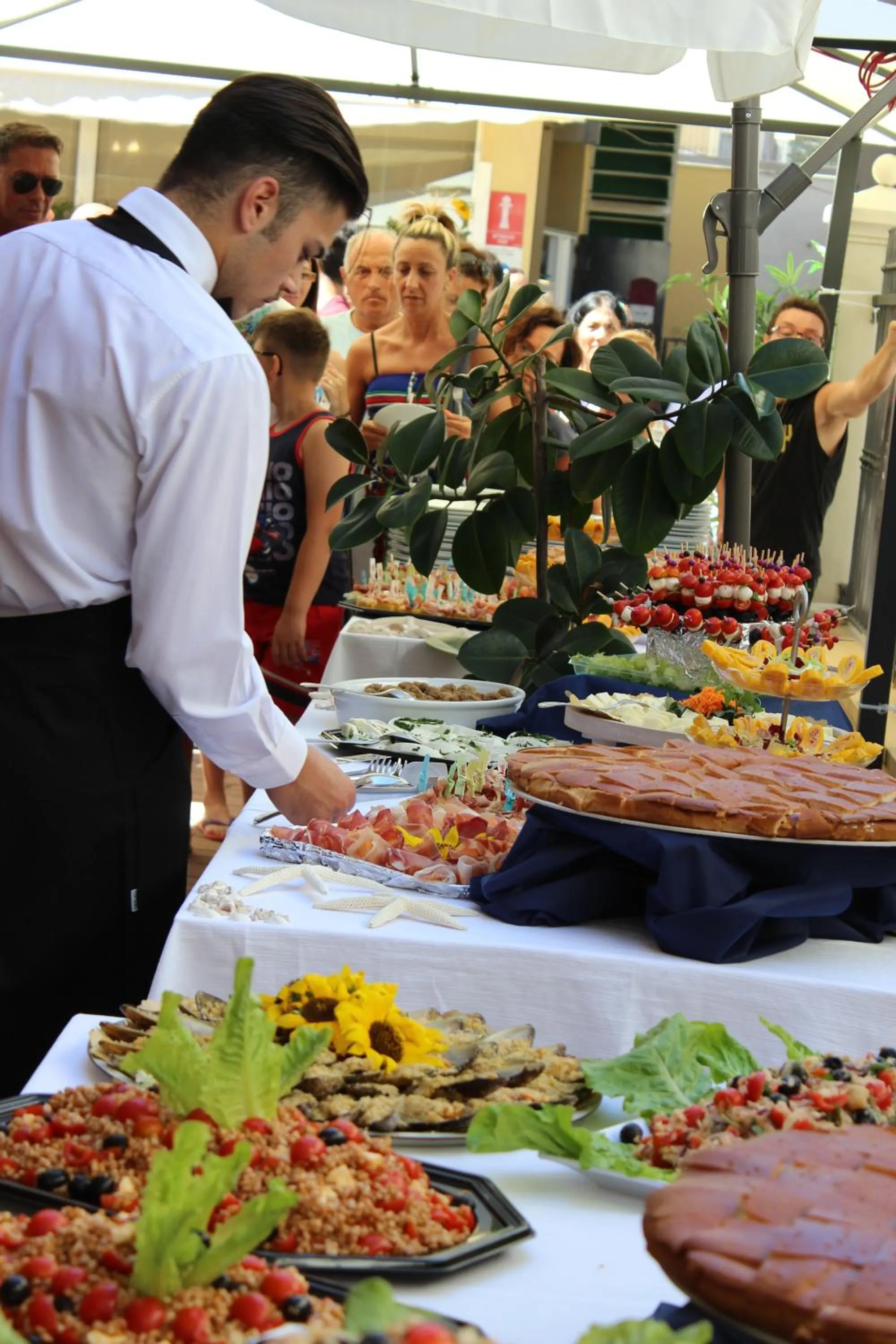 Food and drinks in Hotel Astra