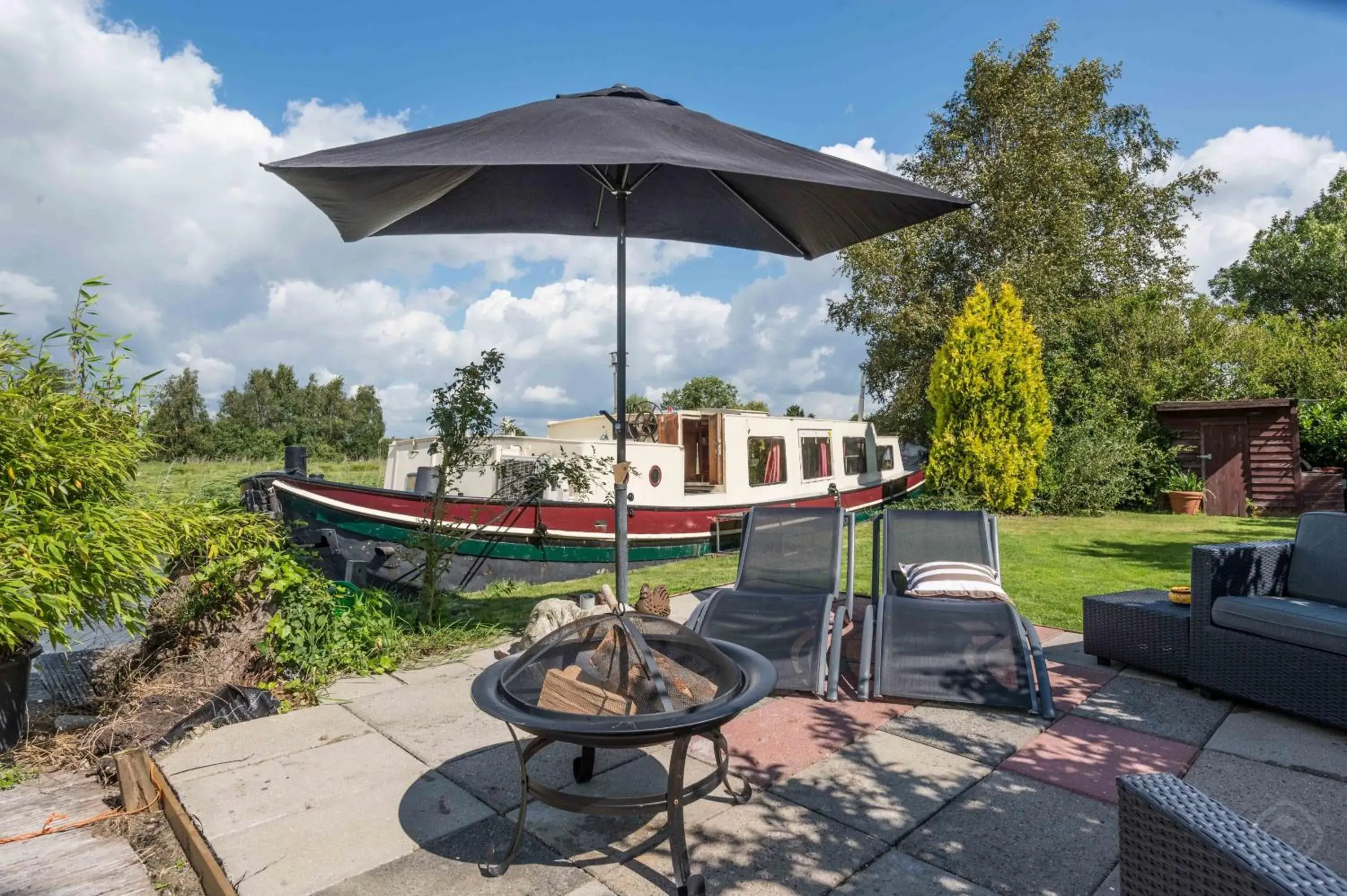 Houseboat Vinkeveen Houseboat Vinkeveen