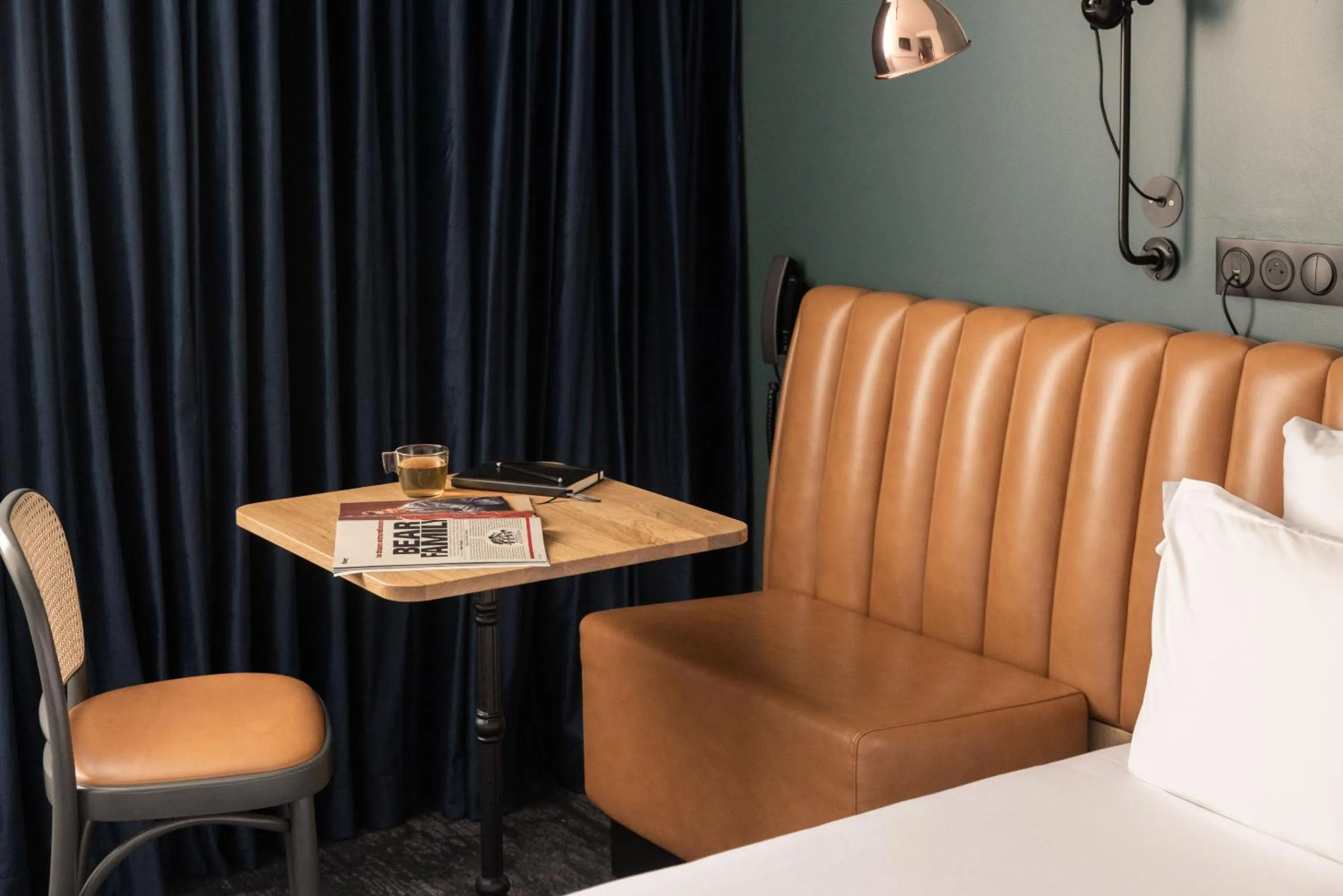 Bedroom in 1.75 Paris Le Charme