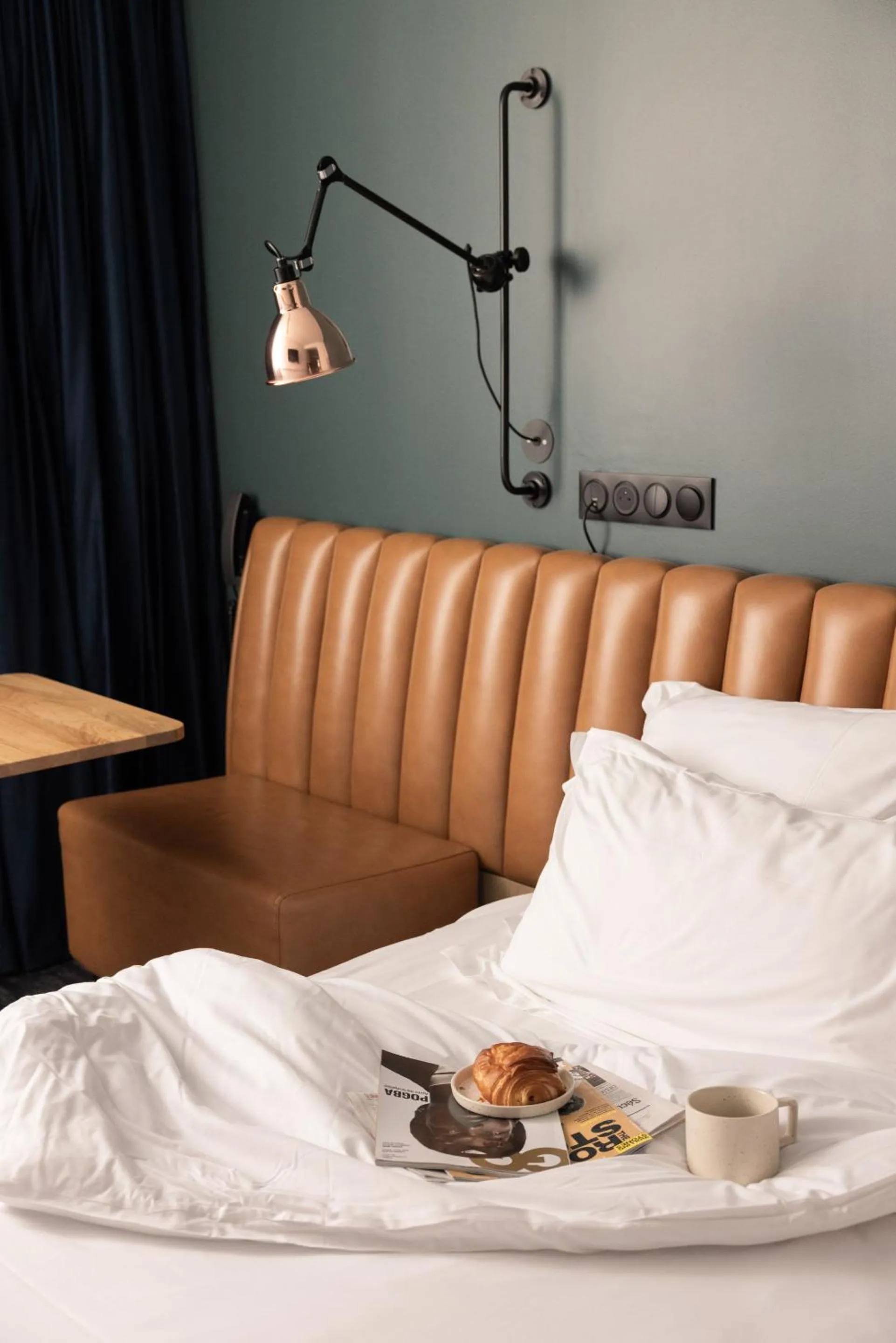 Bedroom, Bed in 1.75 Paris Le Charme