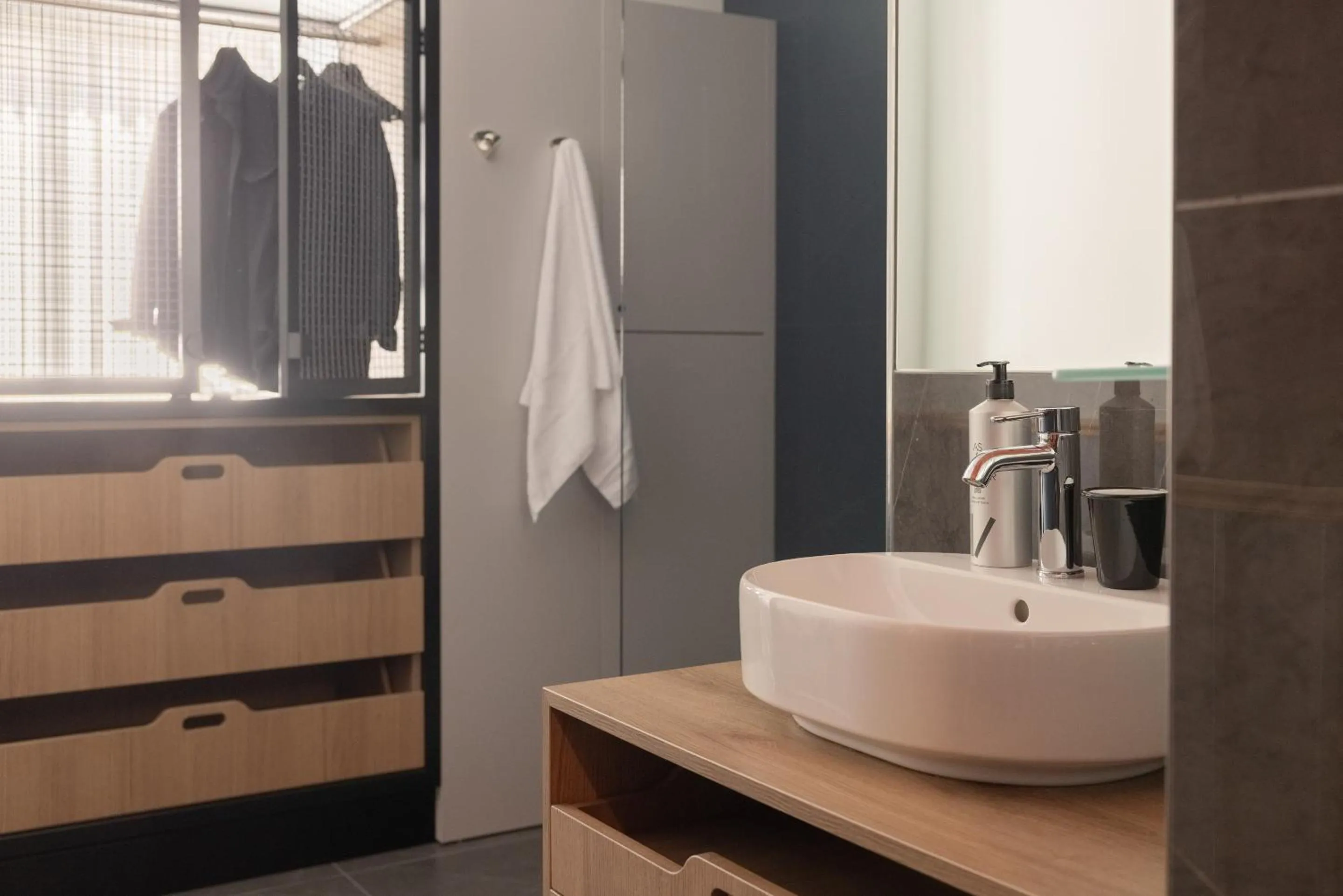 Bathroom in 1.75 Paris Le Charme