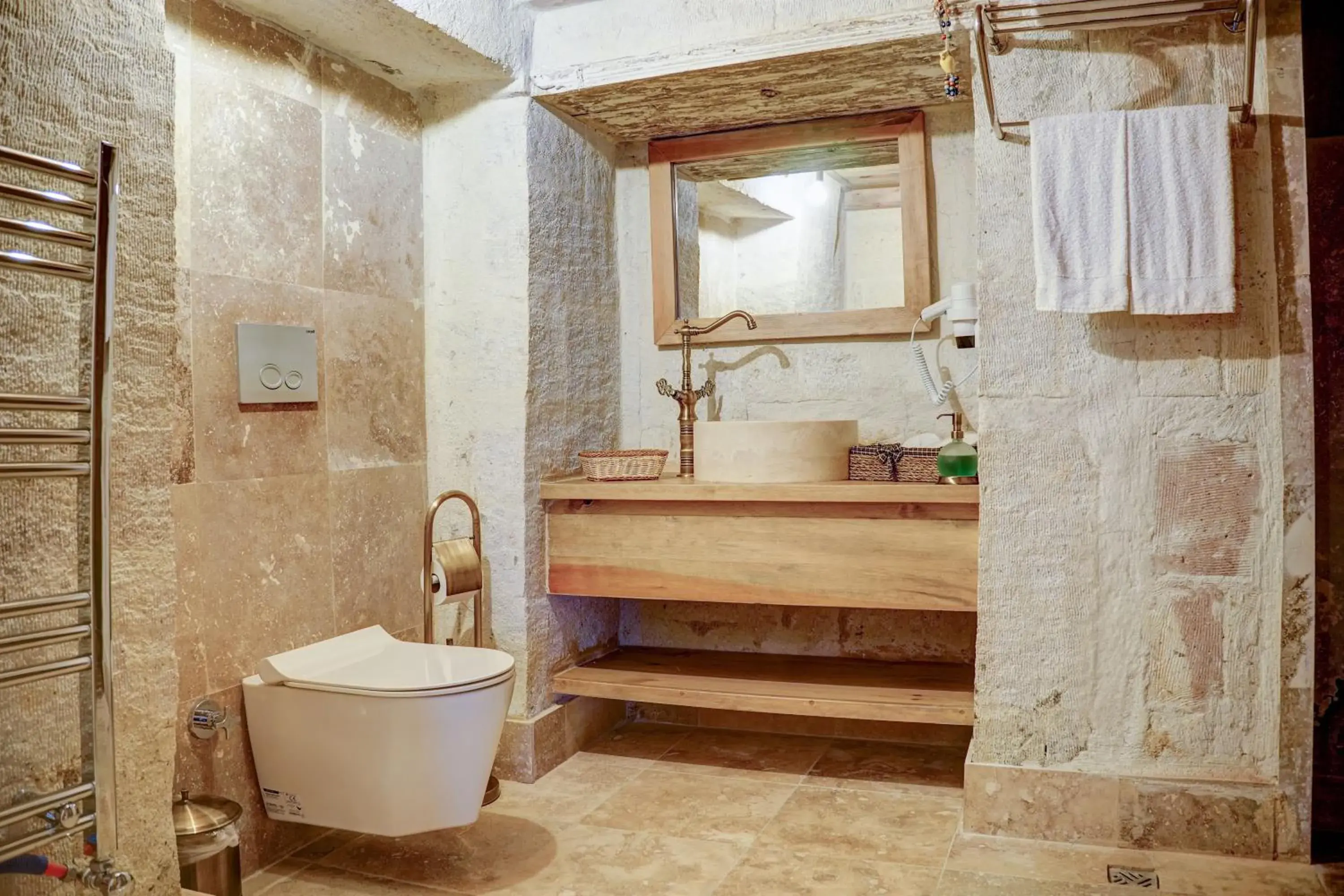 Toilet in Cappadocia Alfa Cave Hotel Toilet in Cappadocia Alfa Cave Hotel