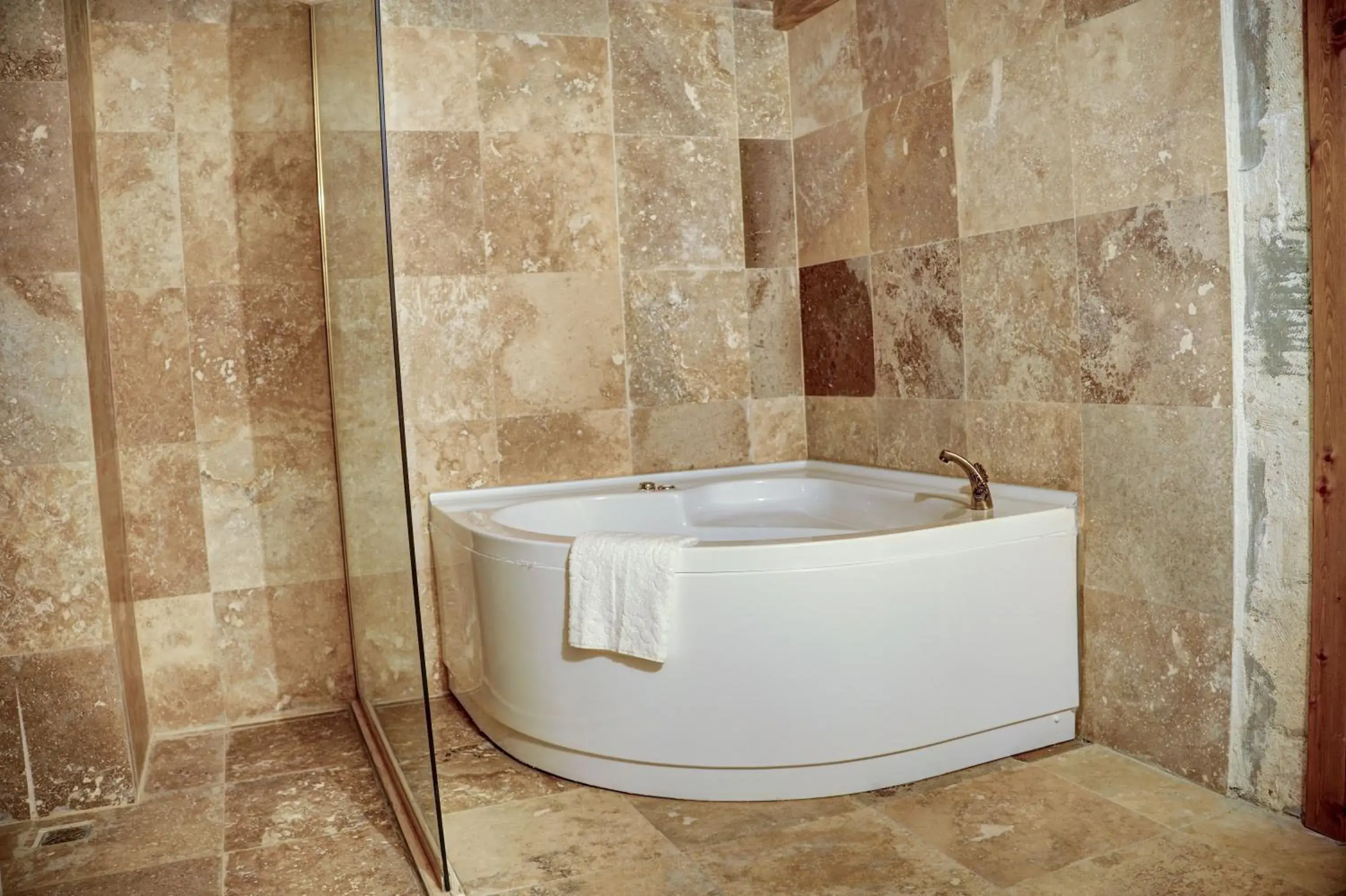 Shower in Cappadocia Alfa Cave Hotel Shower in Cappadocia Alfa Cave Hotel