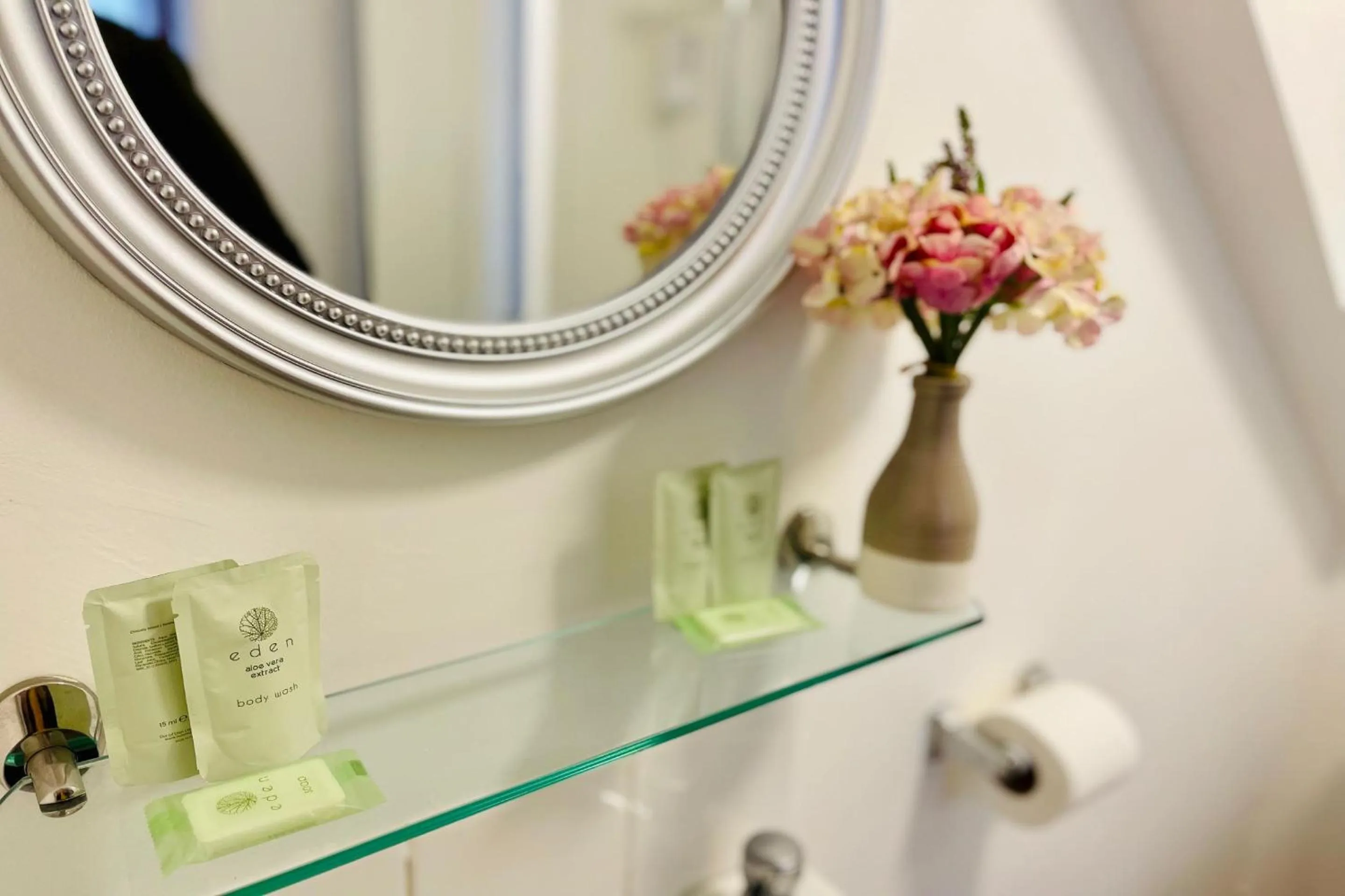 Bathroom in OYO The Sun Hotel