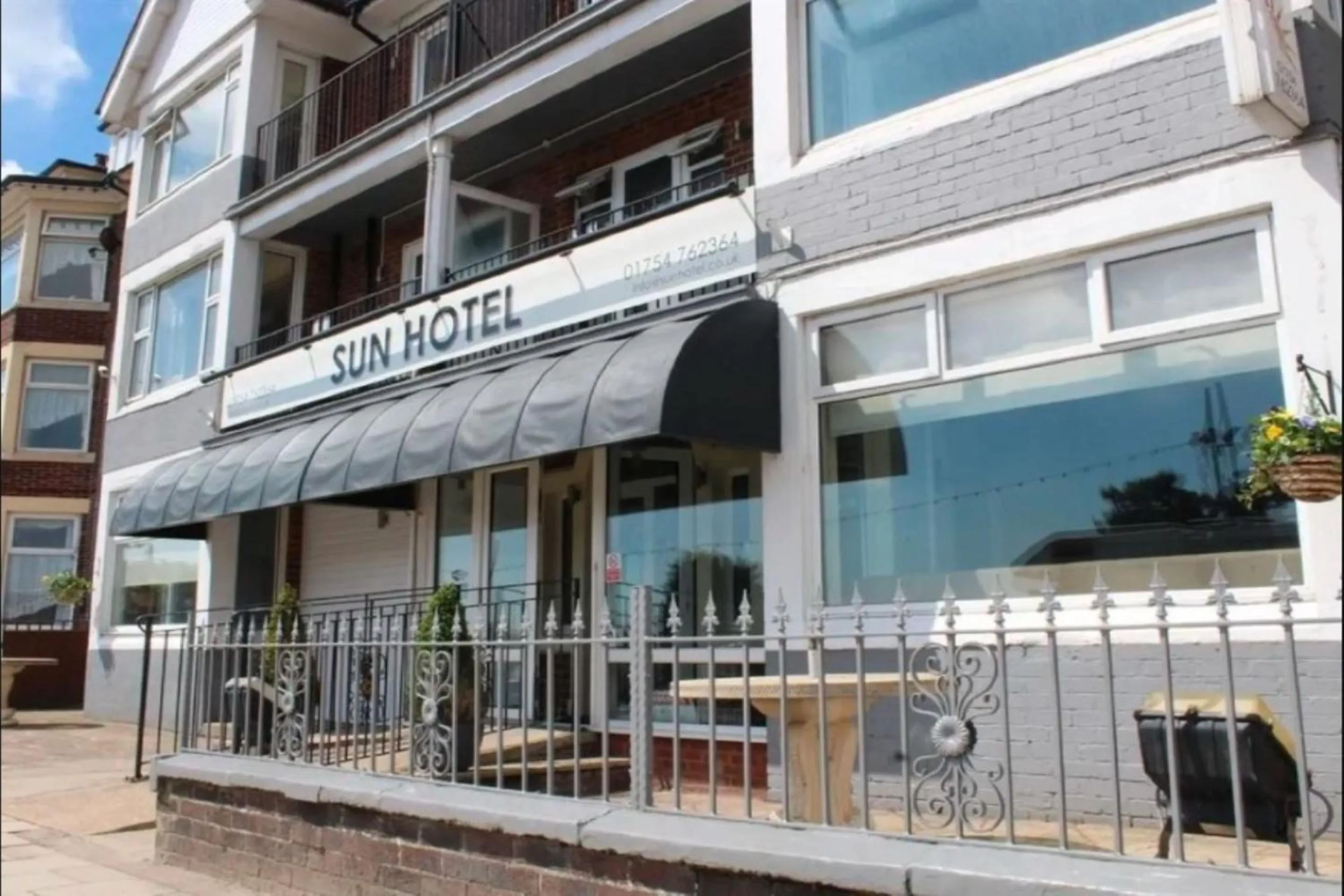 Property building in OYO The Sun Hotel