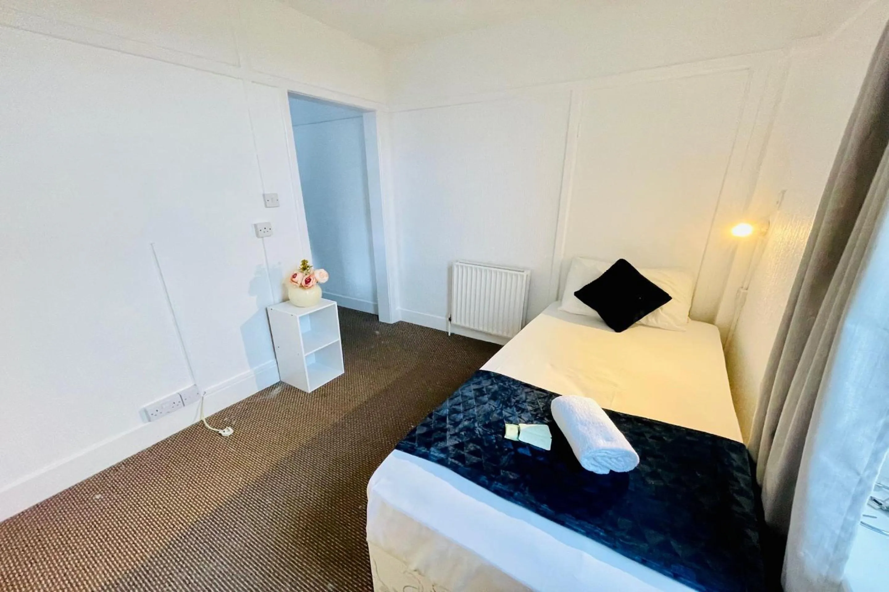 Bedroom, Bathroom in OYO The Sun Hotel