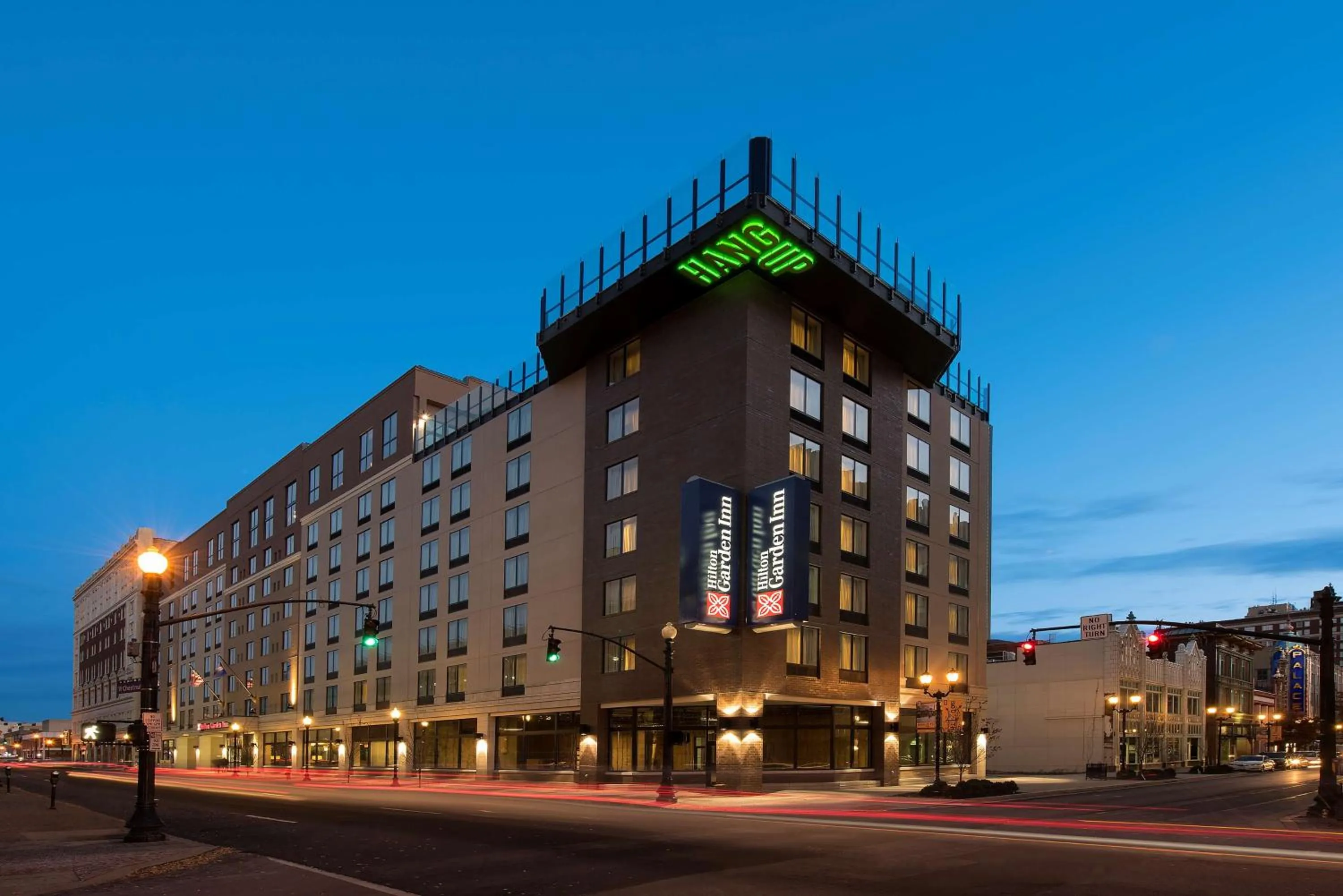 Property building in Hilton Garden Inn Louisville Downtown