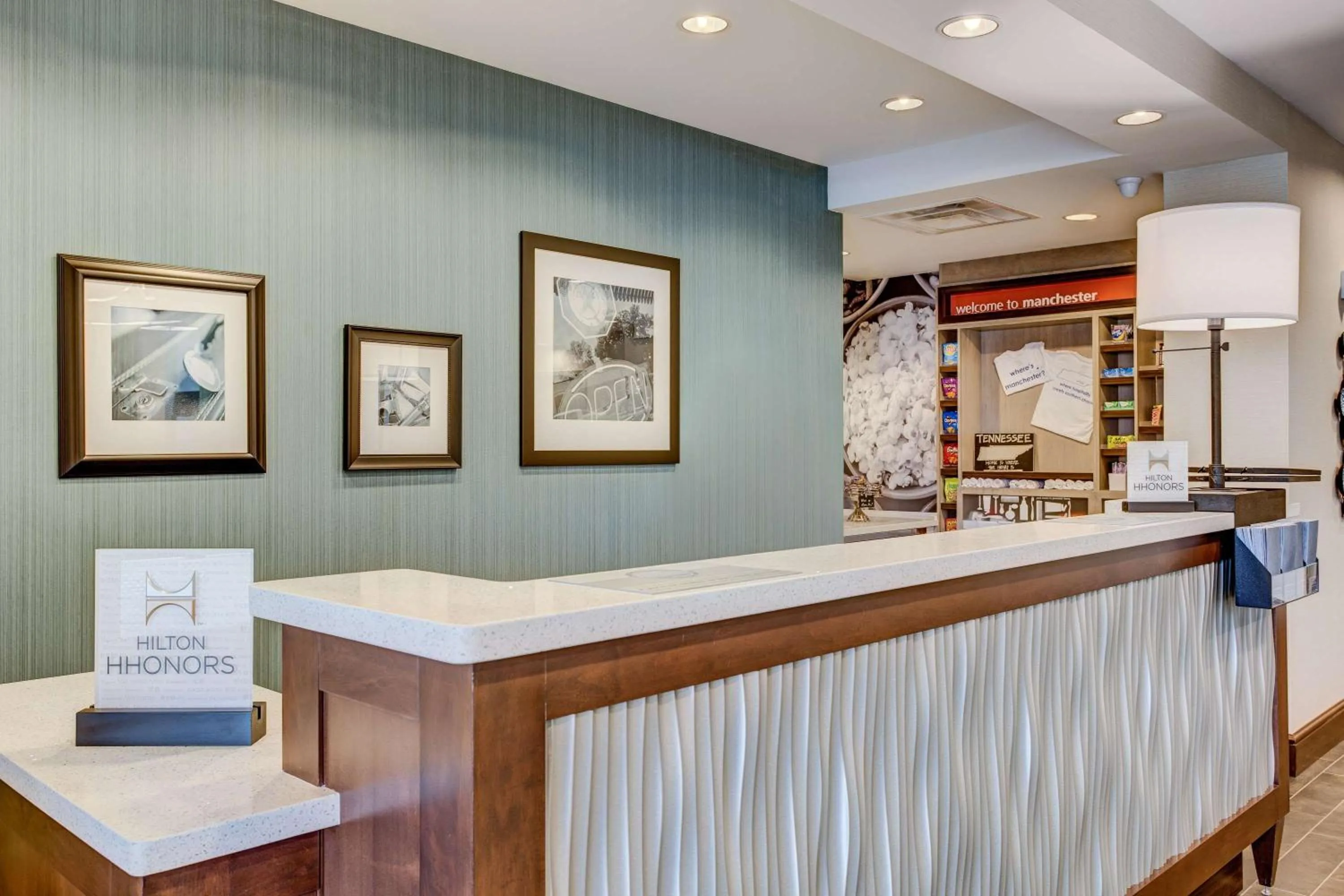 Lobby or reception in Hampton Inn & Suites Manchester, TN