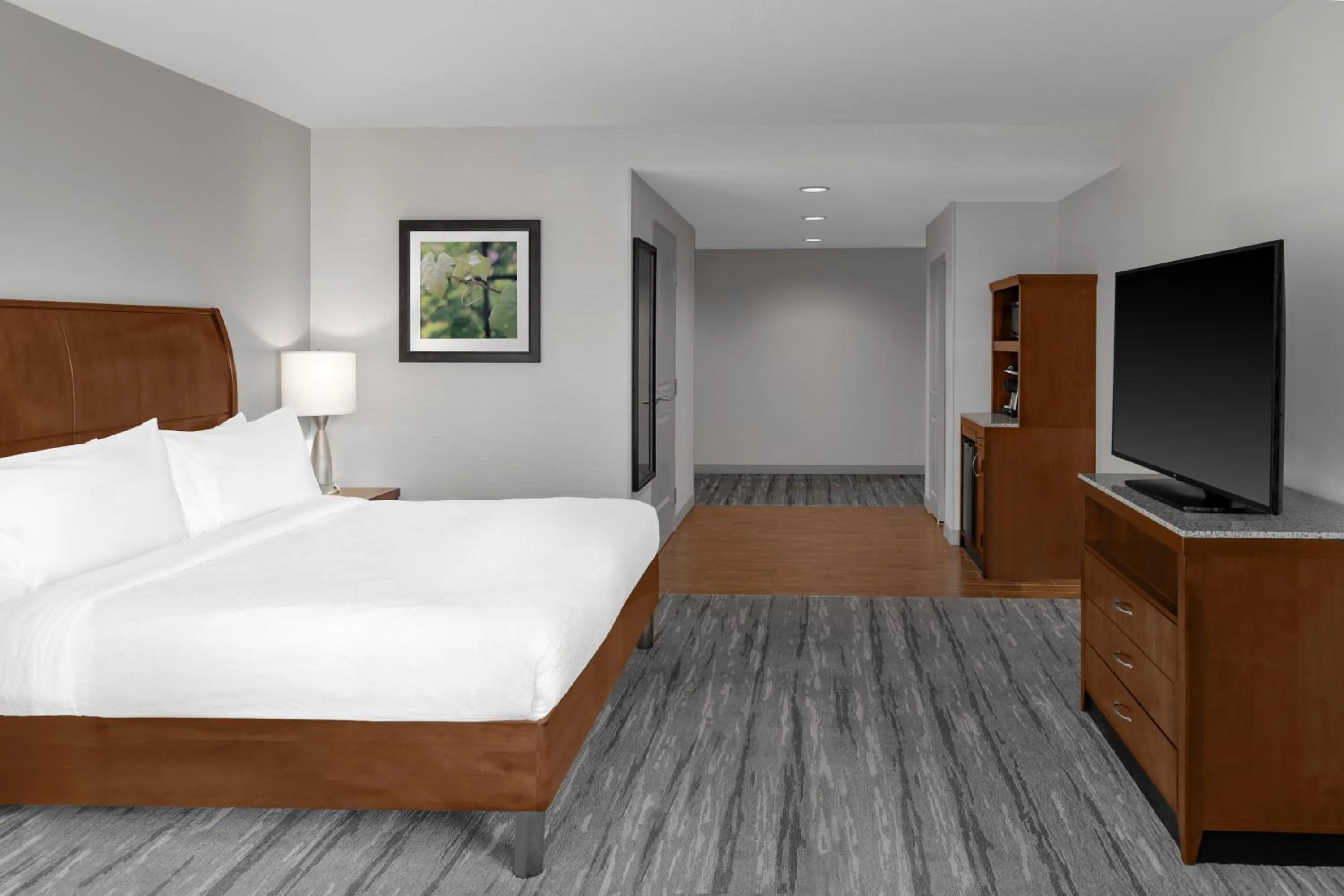 Bedroom, Bed in Hilton Garden Inn Nashville Downtown Convention Center