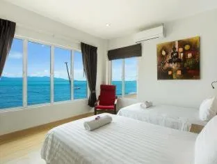 Bed in The Moonrakers