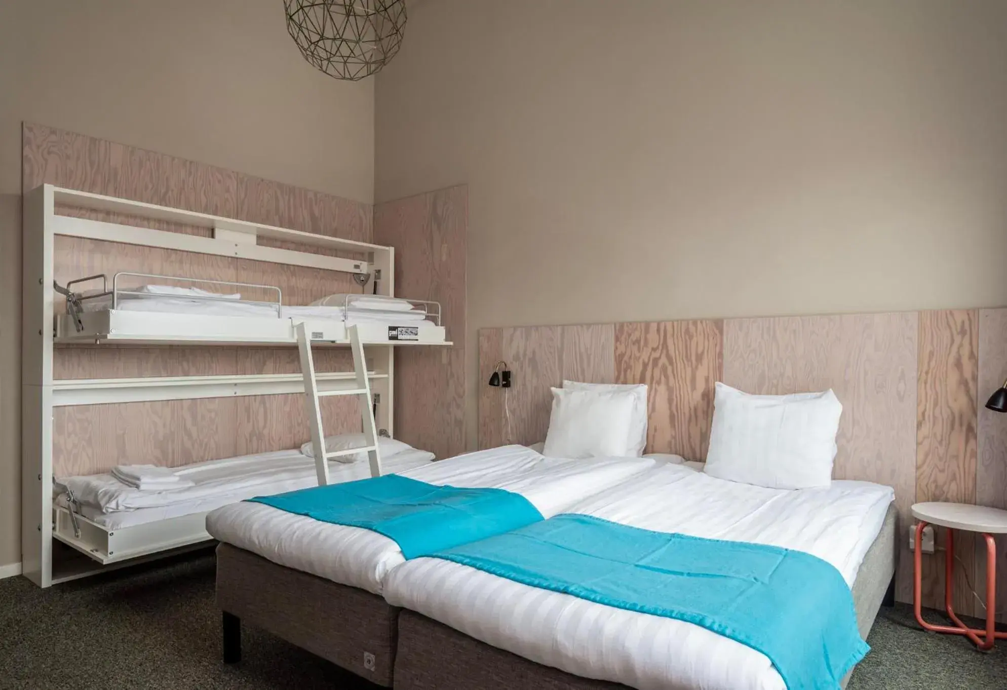 Property building, Bed in Kviberg Park Hotel & Conference Property building, Bed in Kviberg Park Hotel & Conference