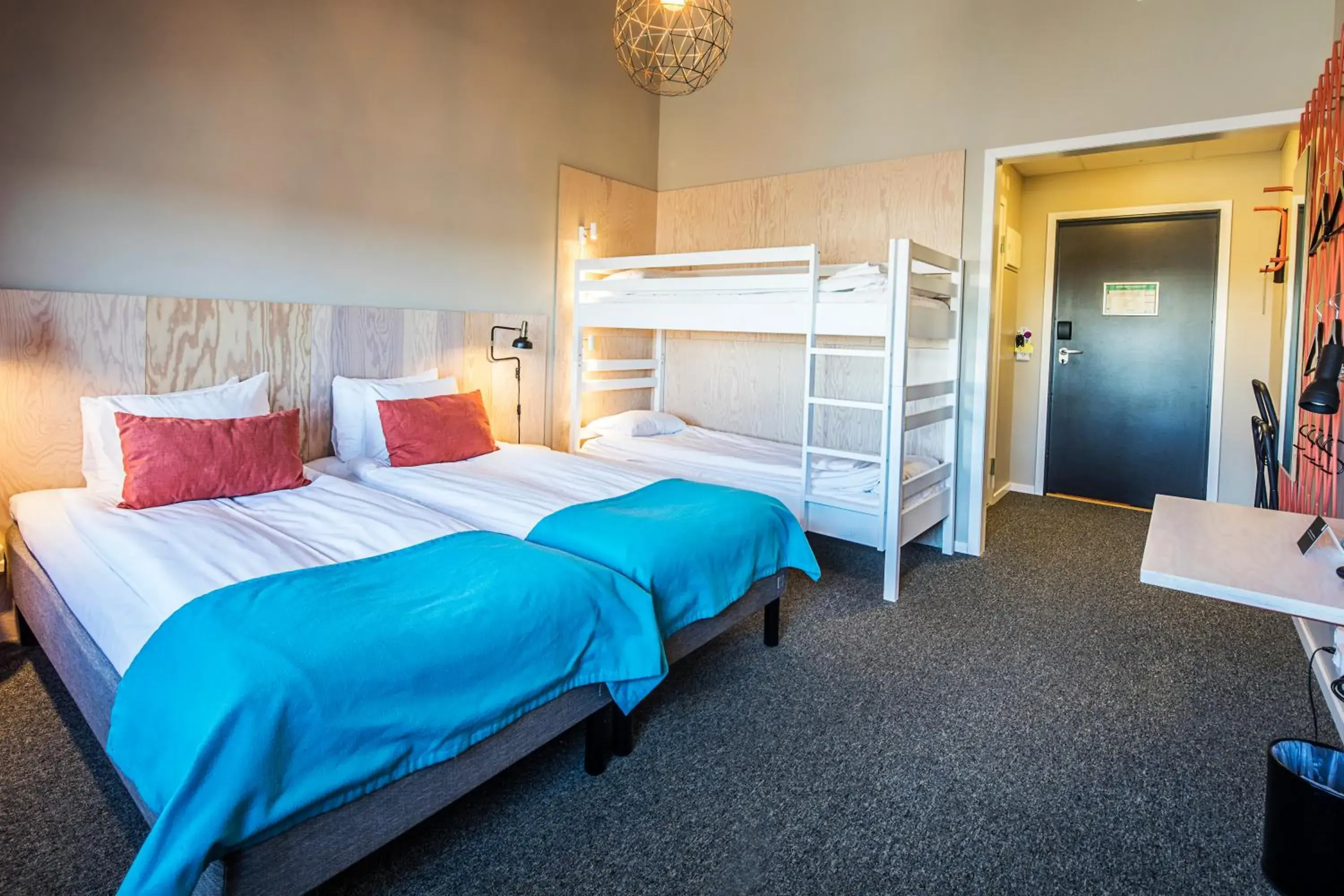 Property building, Bed in Kviberg Park Hotel & Conference Property building, Bed in Kviberg Park Hotel & Conference