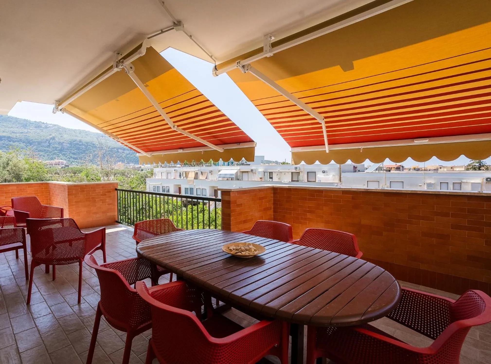 Sorrento 3 bedrooms Sunny Apt with terrace & view