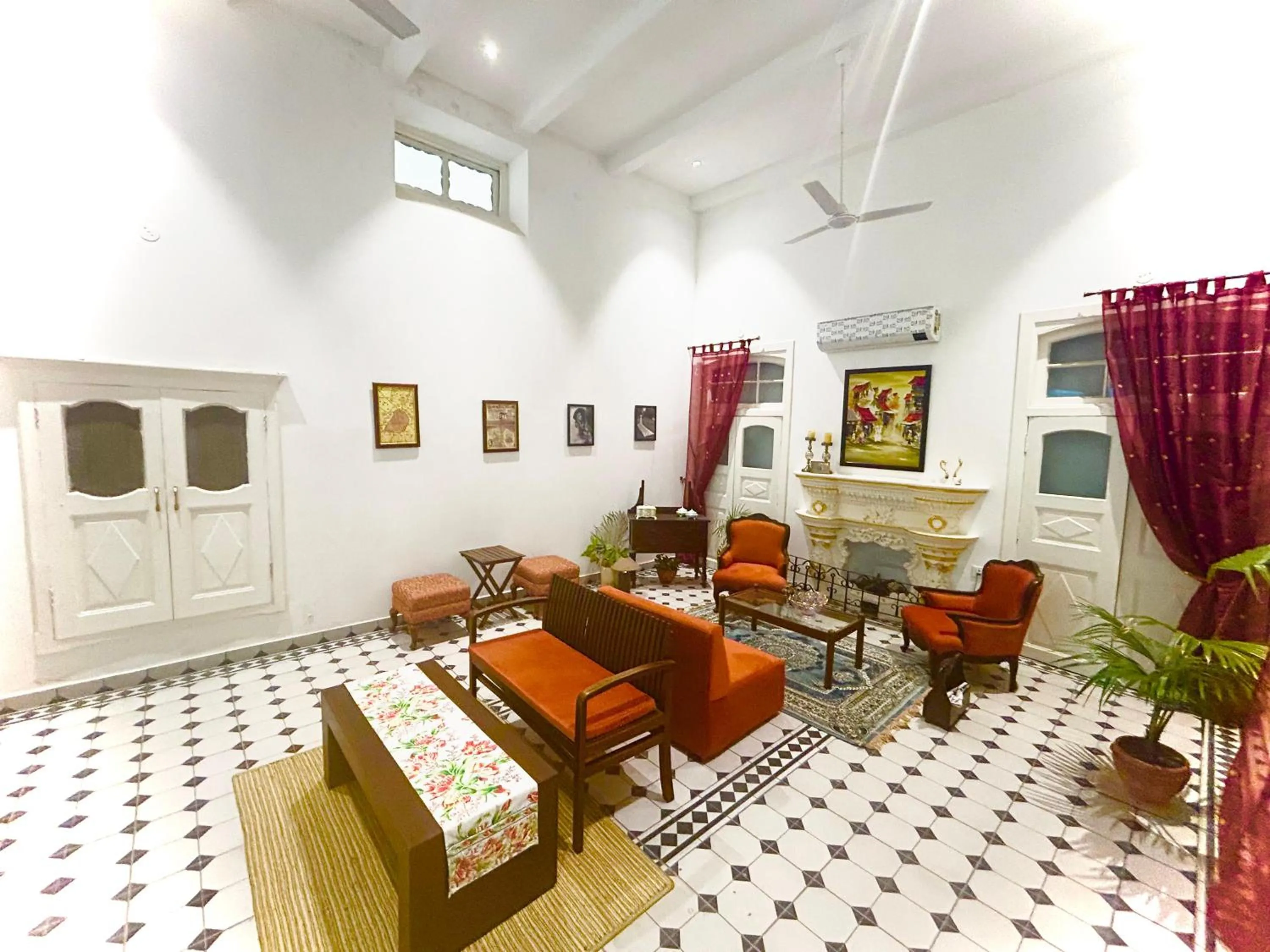 Grand Villa