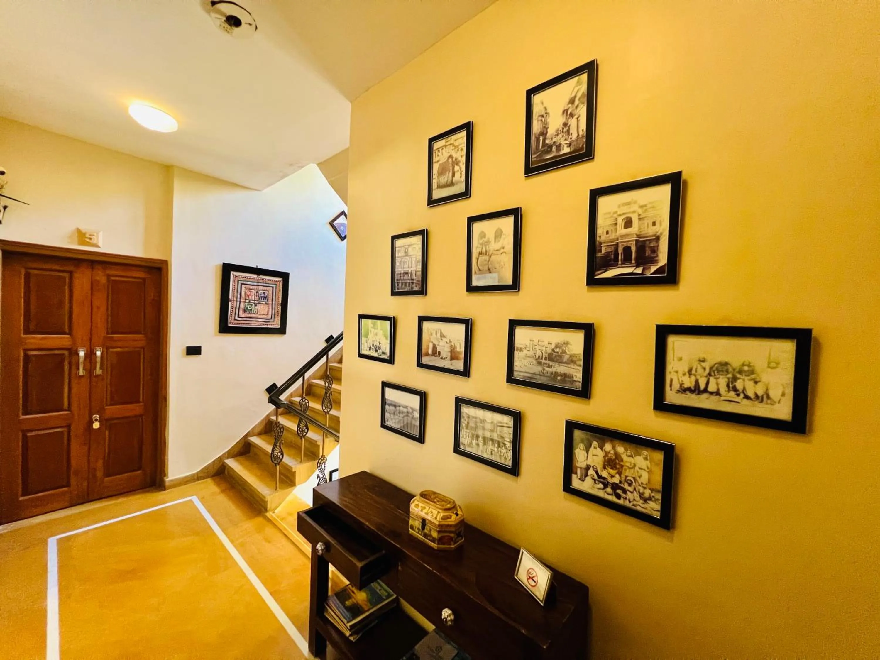 Property building in Hotel Jaisan Haveli