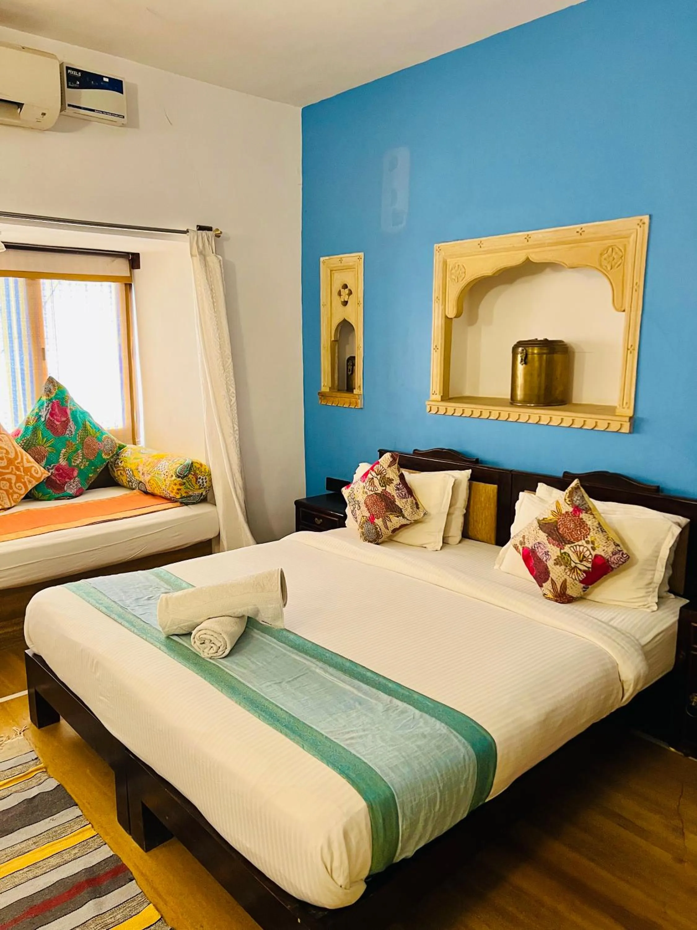 Bedroom, Bed in Hotel Jaisan Haveli