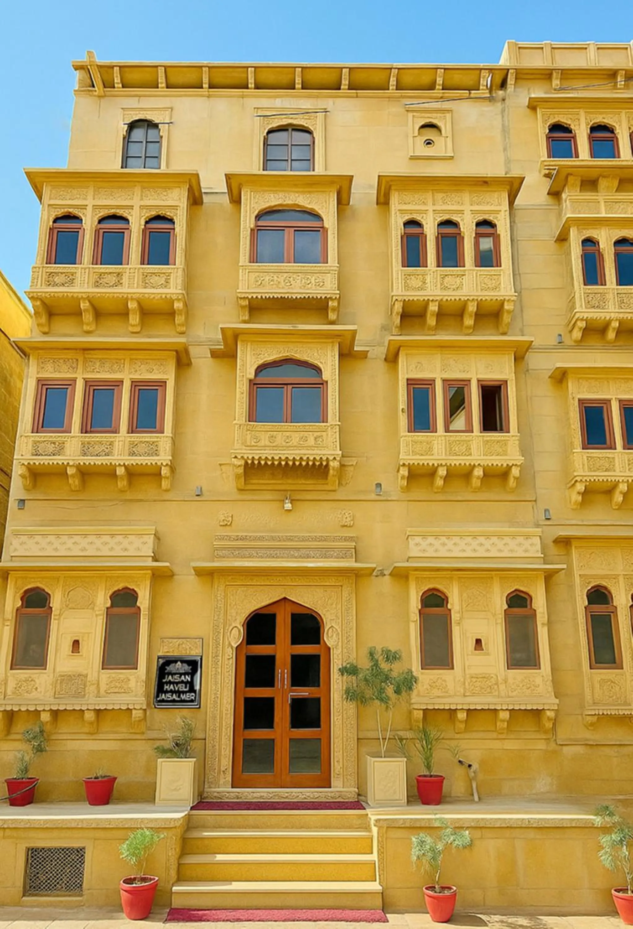 Property building in Hotel Jaisan Haveli