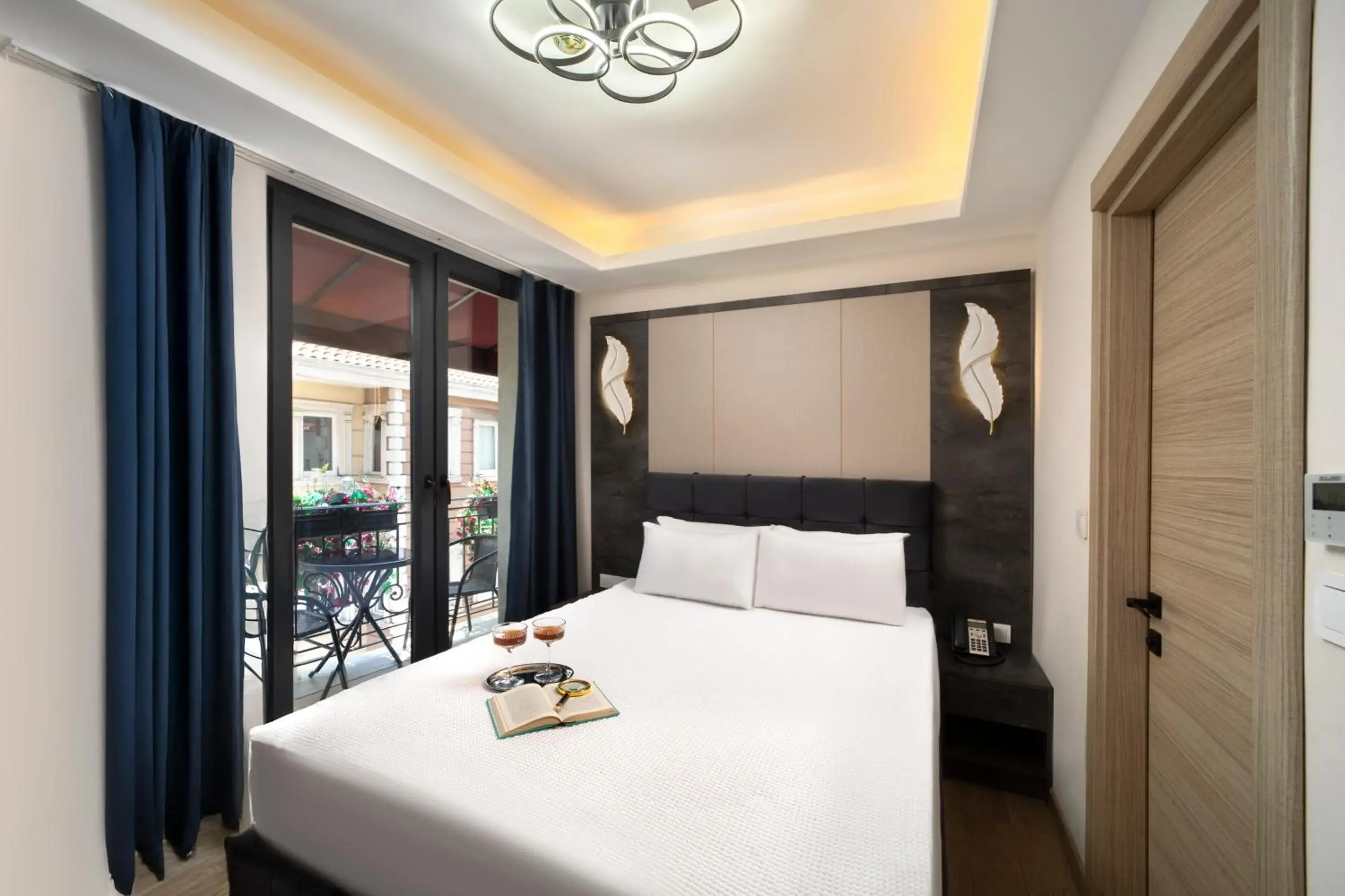 Double Room with Balcony in Lenus Hagia Sophia Hotel Double Room with Balcony in Lenus Hagia Sophia Hotel