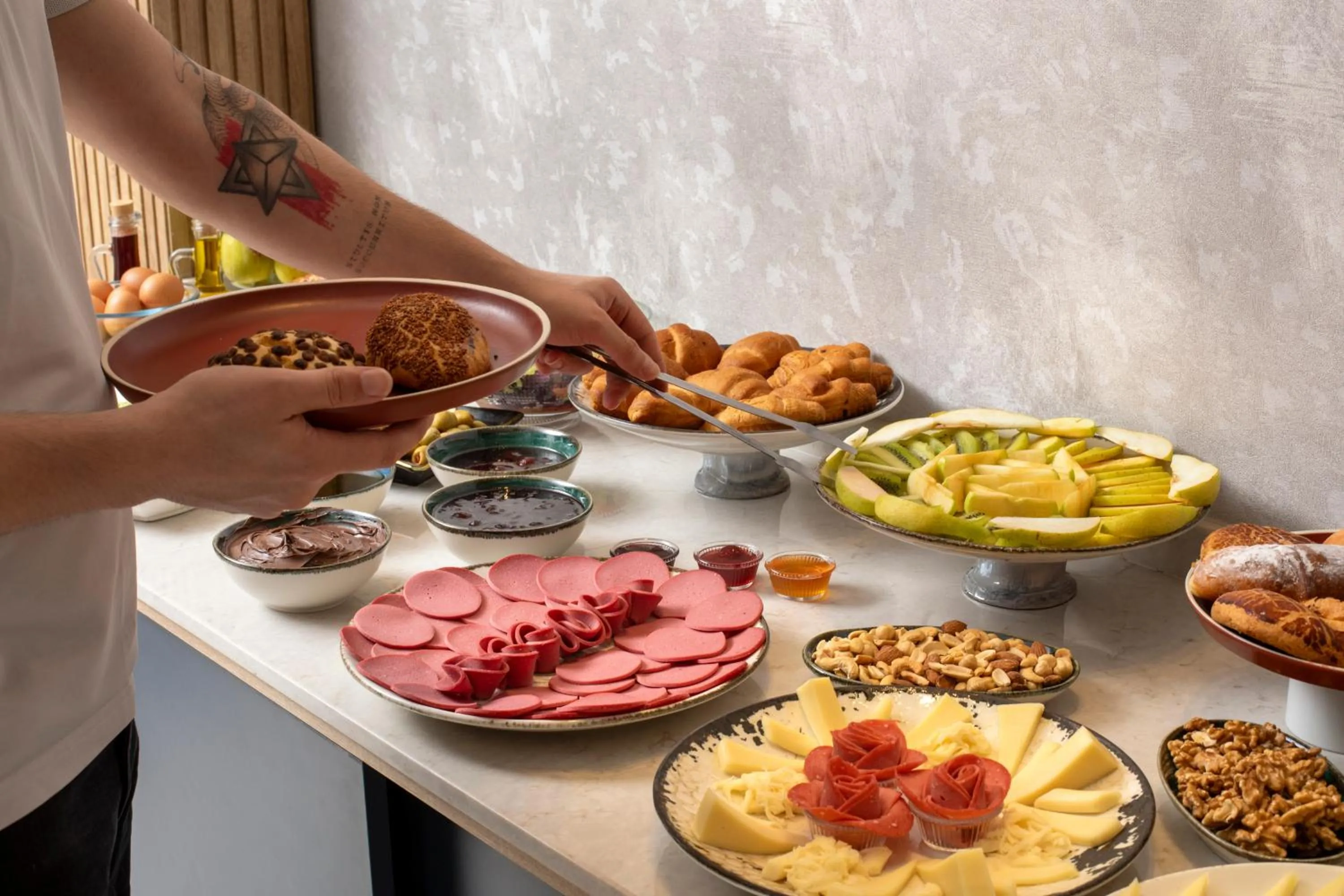 Food and drinks in Lenus Hagia Sophia Hotel