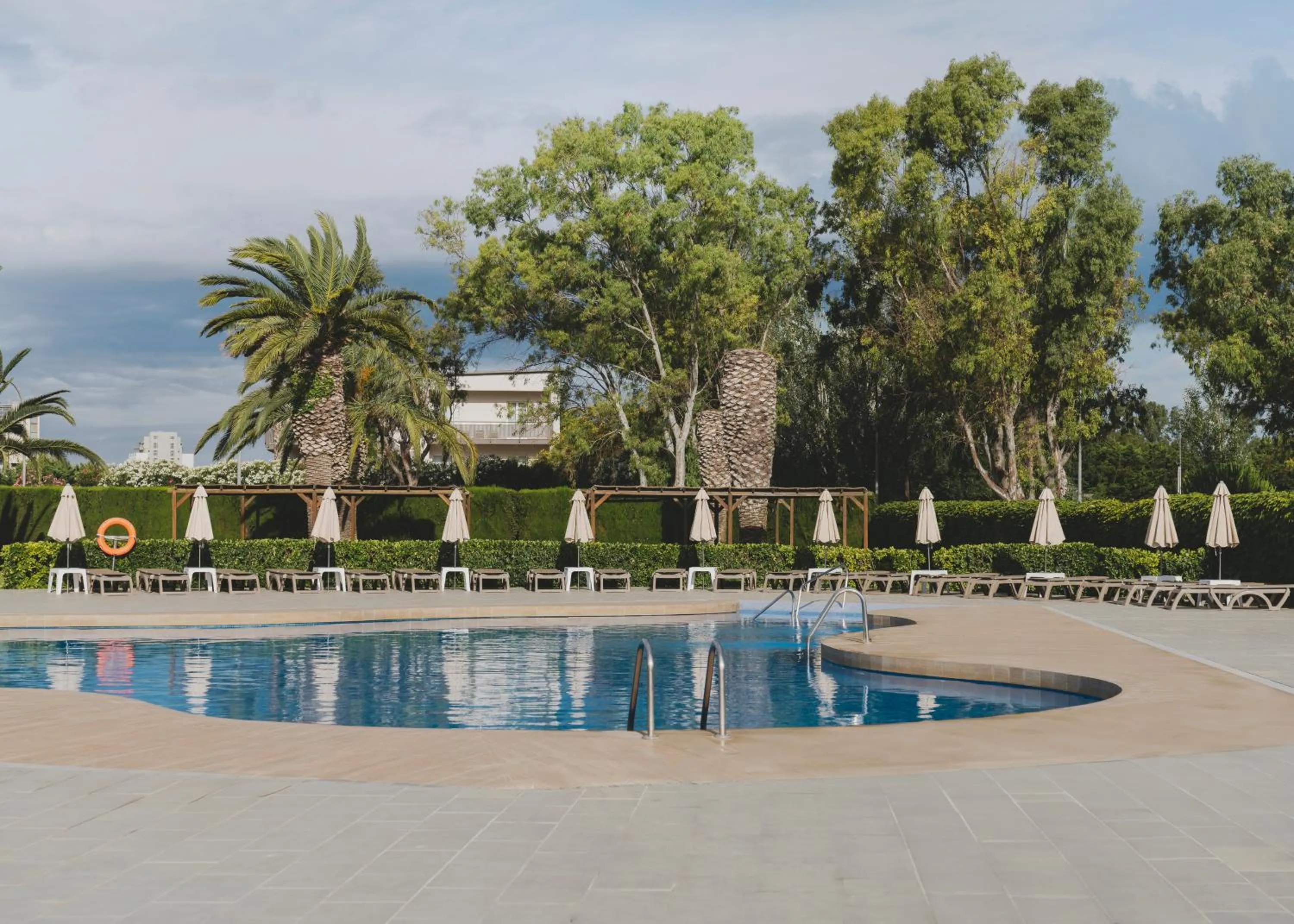 Swimming pool in Hotel Spa Mediterraneo Park