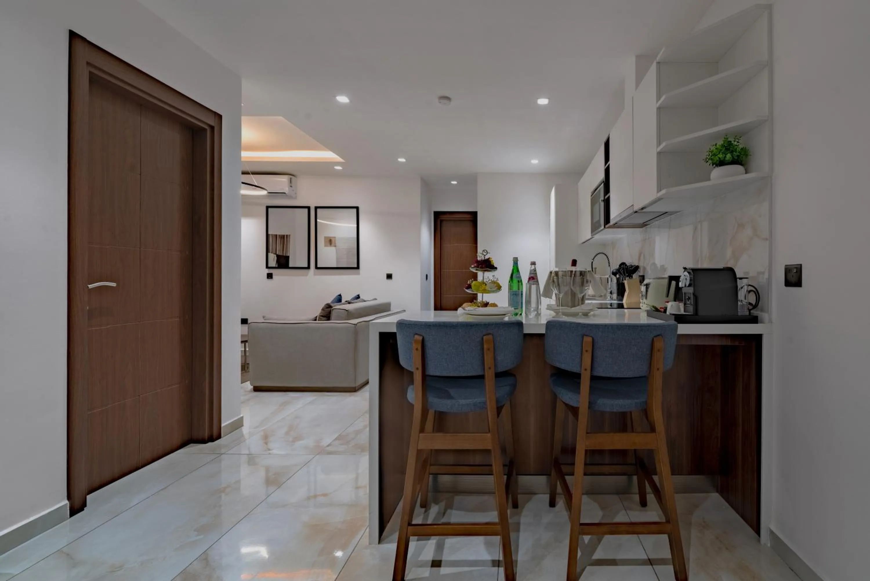 Kitchen or kitchenette in The Pelican Hotel Cantonments Accra