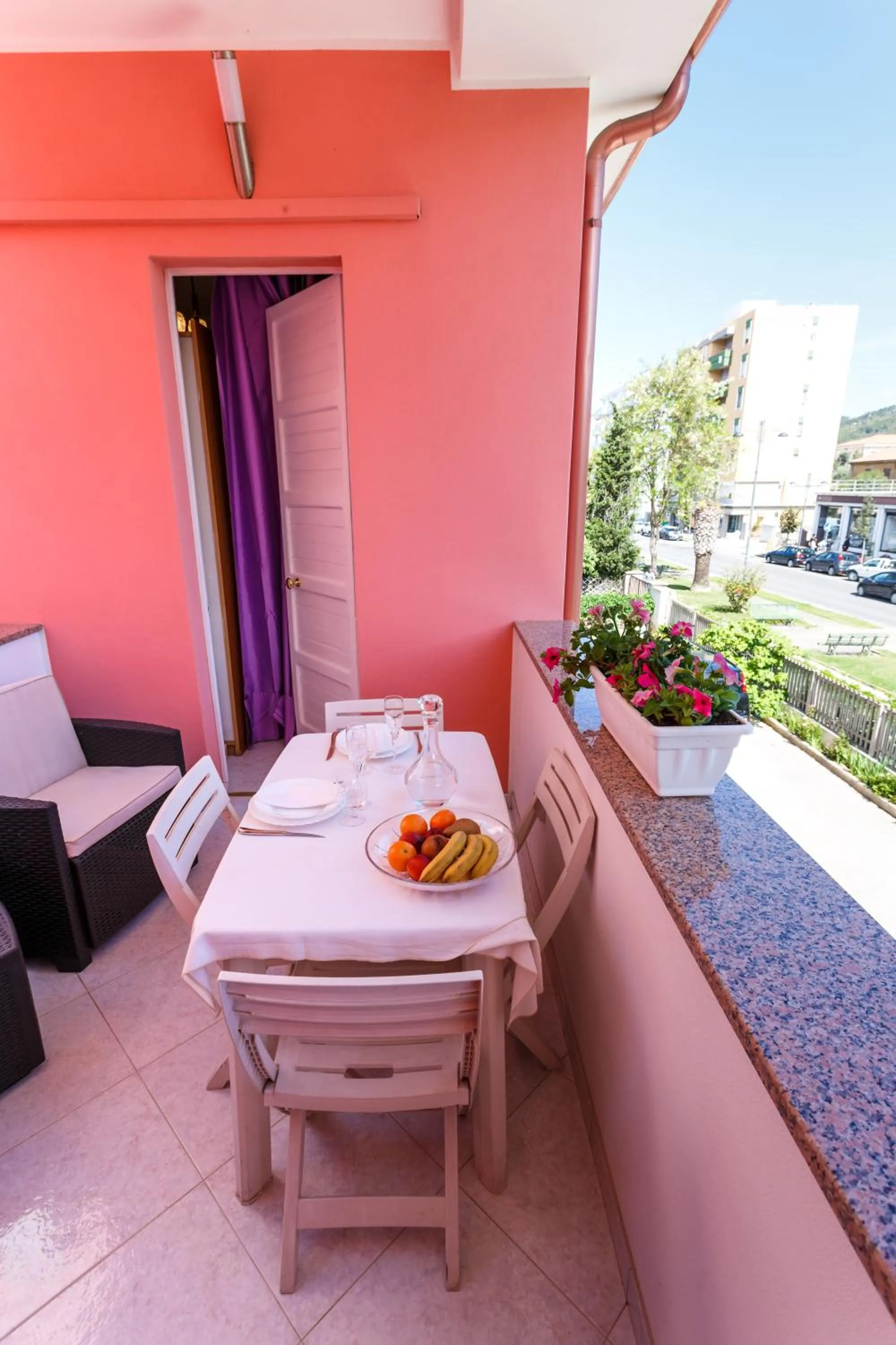 Property building in L'Aurora Viola