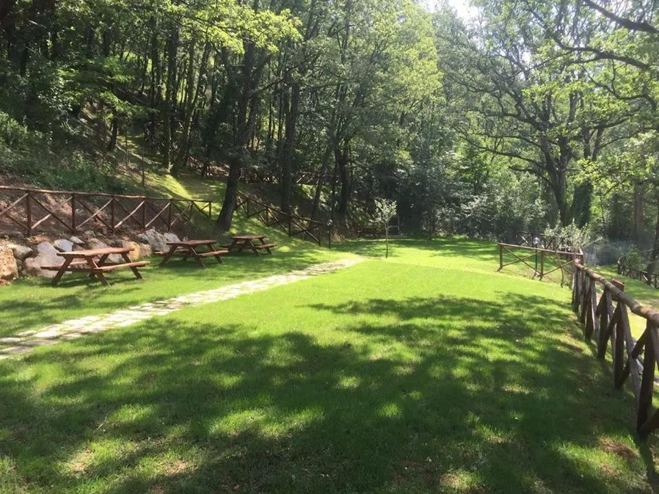 B&B Lo Scoiattolo del Pollino