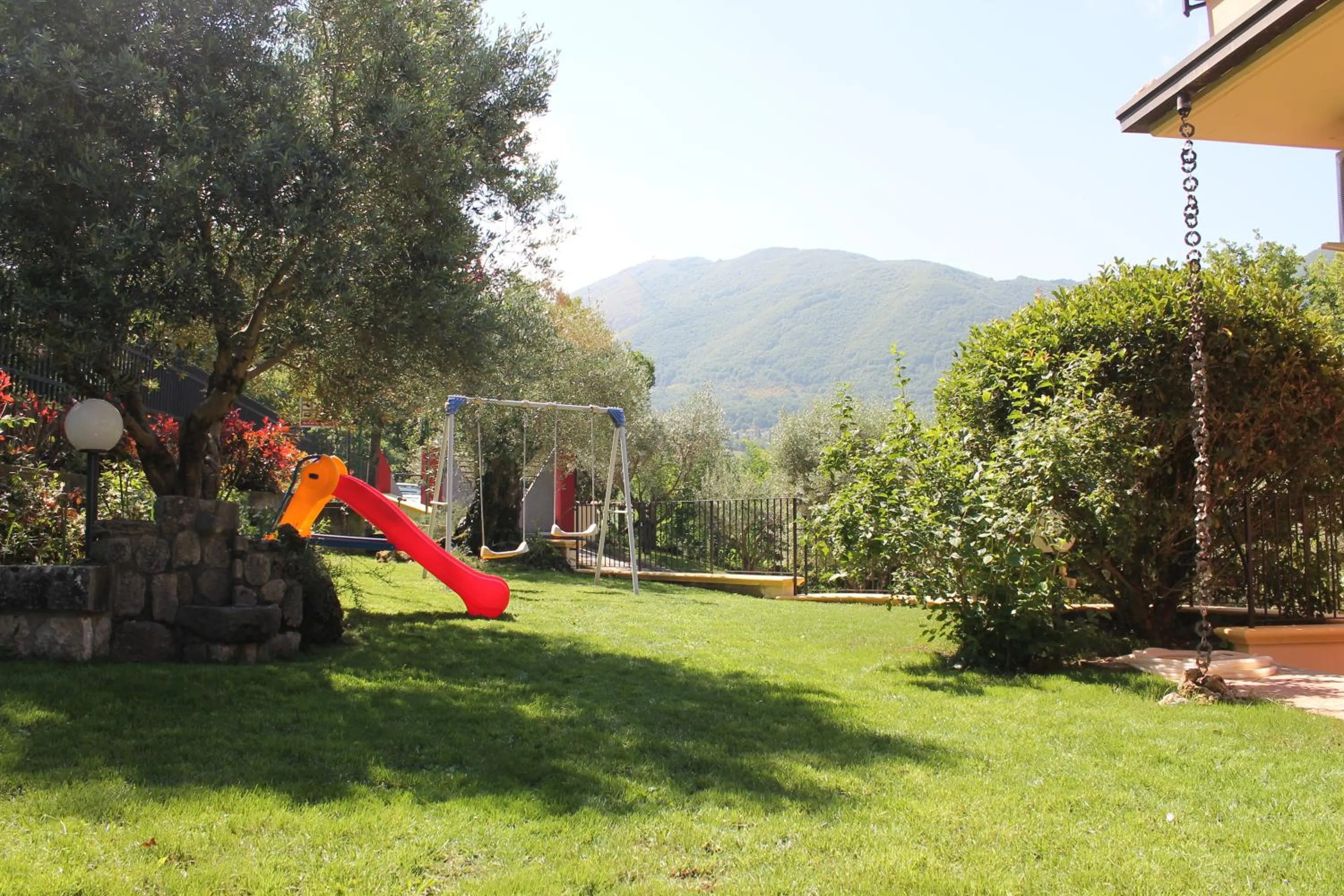 B&B Lo Scoiattolo del Pollino