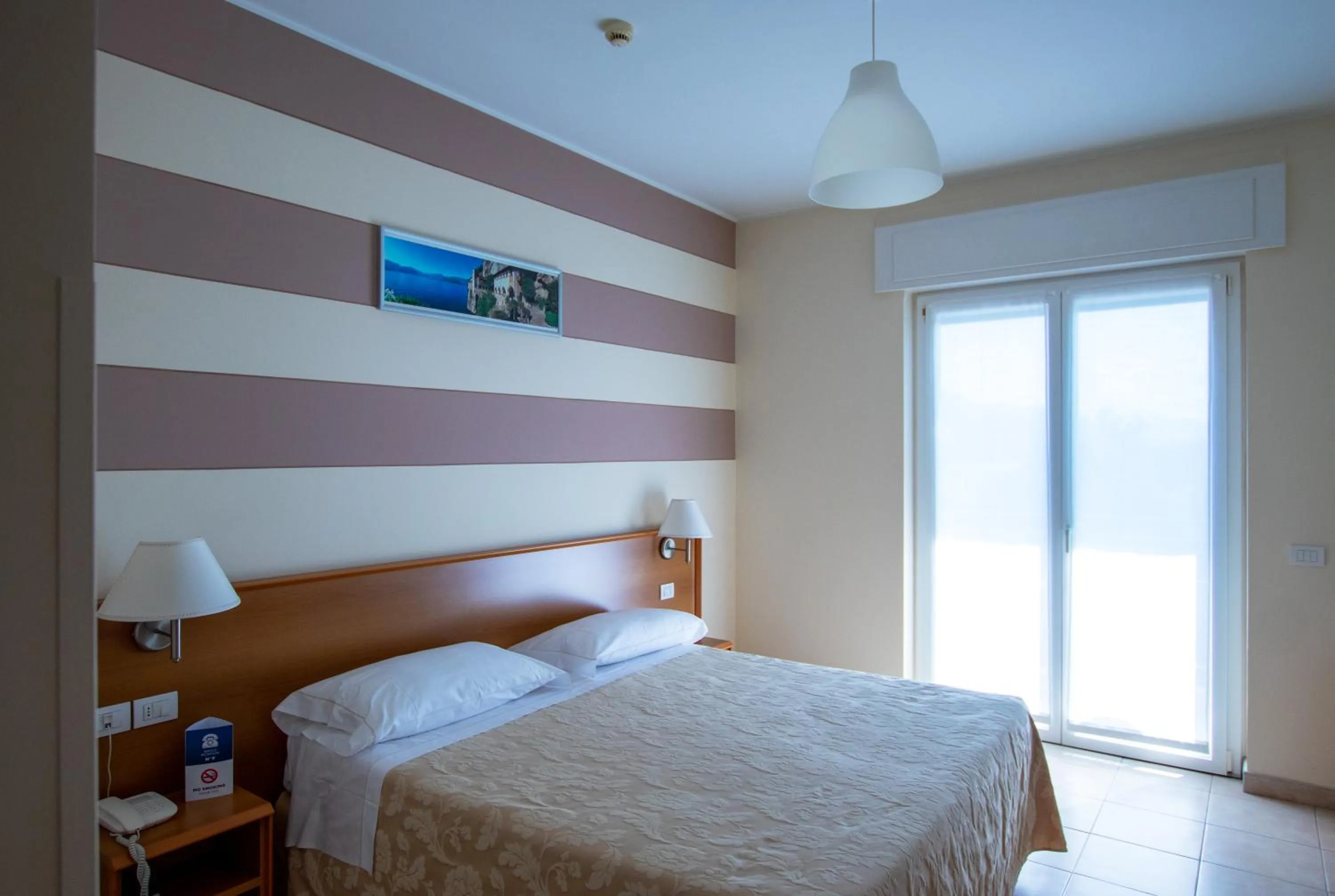 Bedroom, Bed in Hotel Alpi