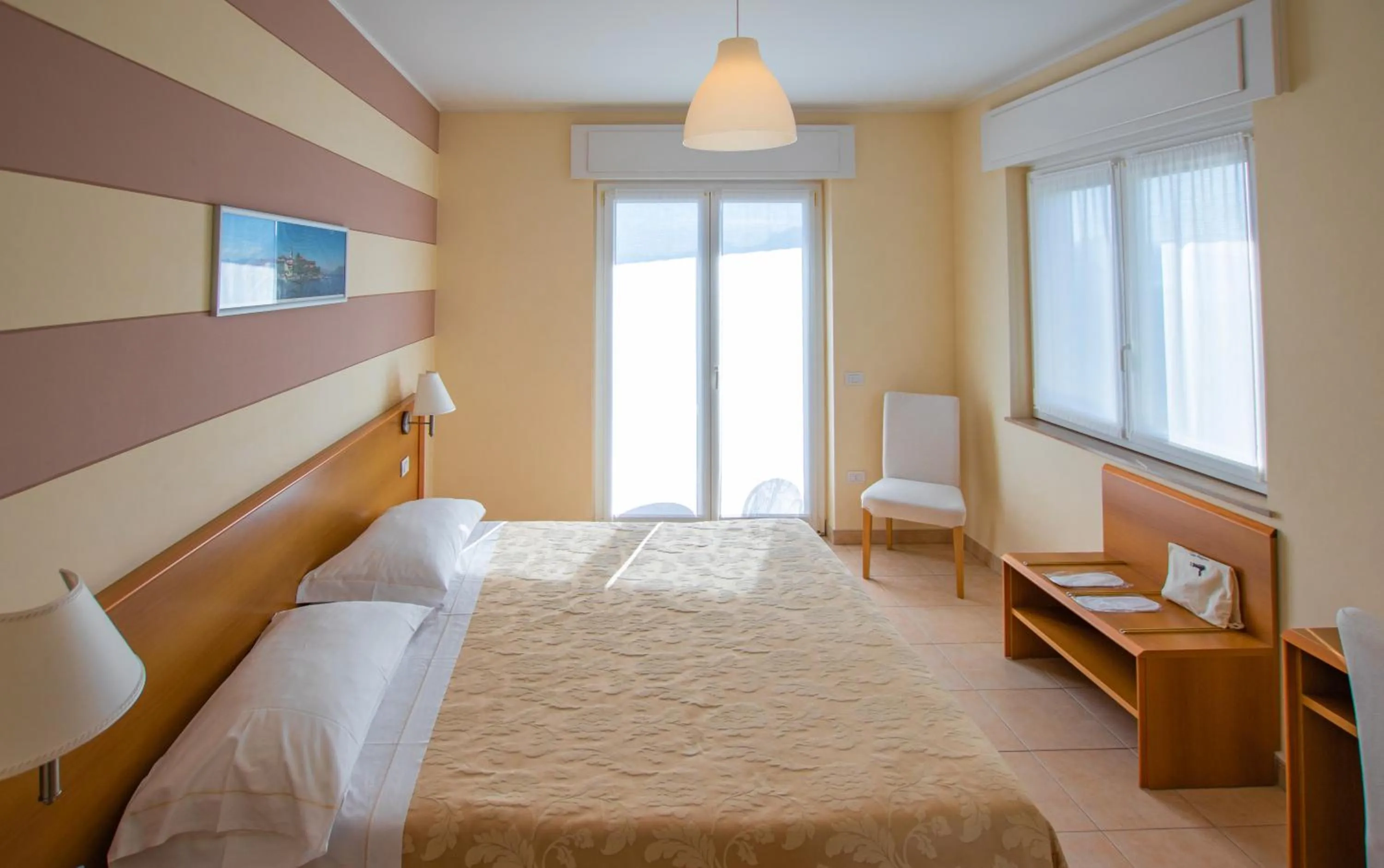 Bedroom, Bed in Hotel Alpi